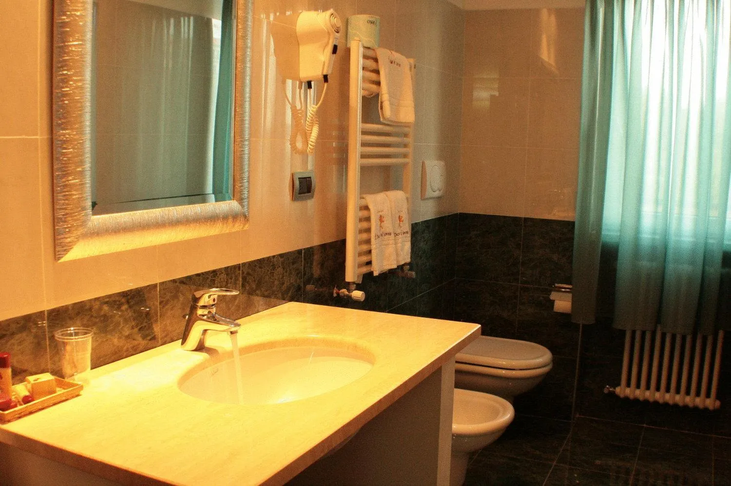 Bathroom in Hotel Il Duca Del Sannio