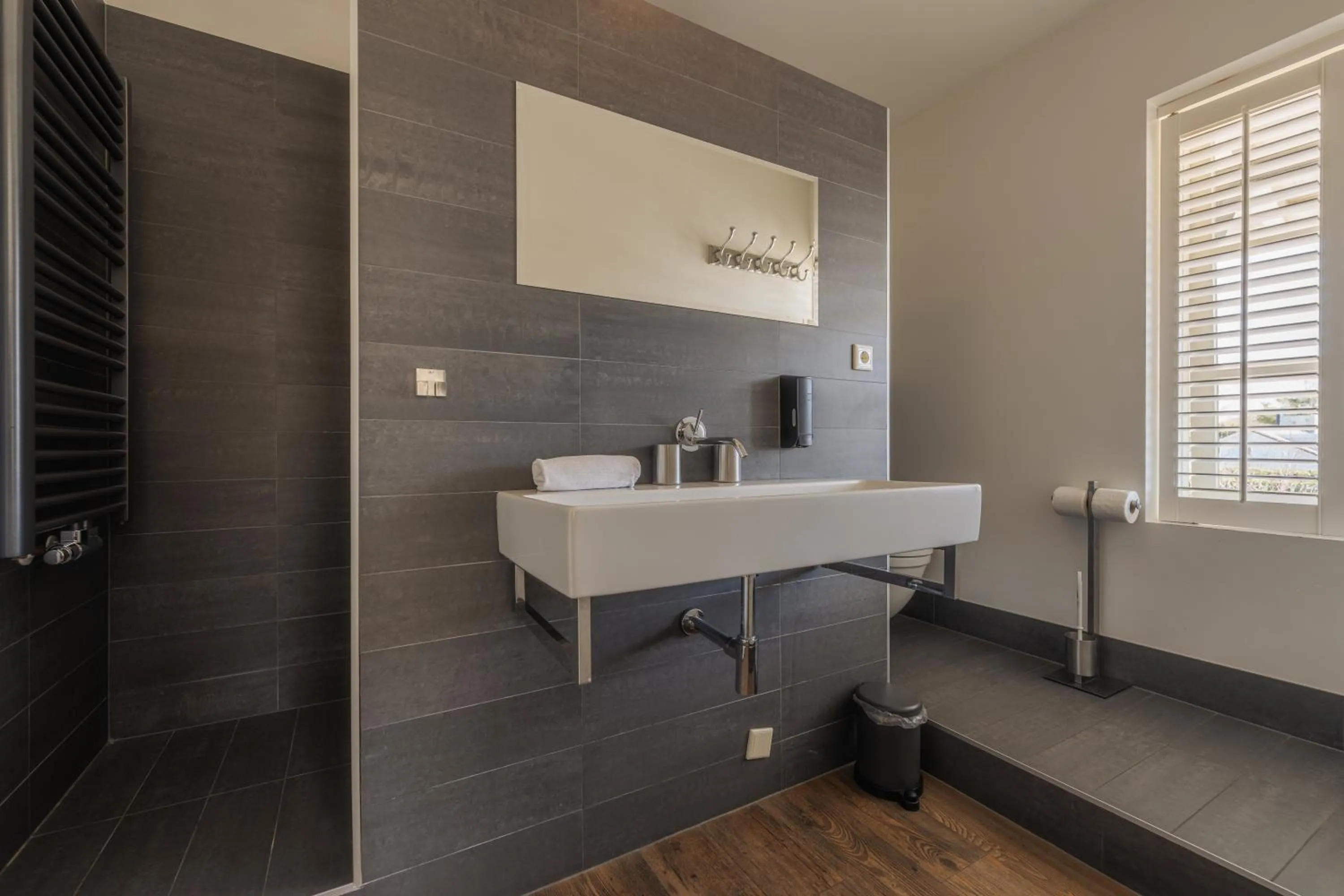 Bathroom in Strandhotel Dennenbos