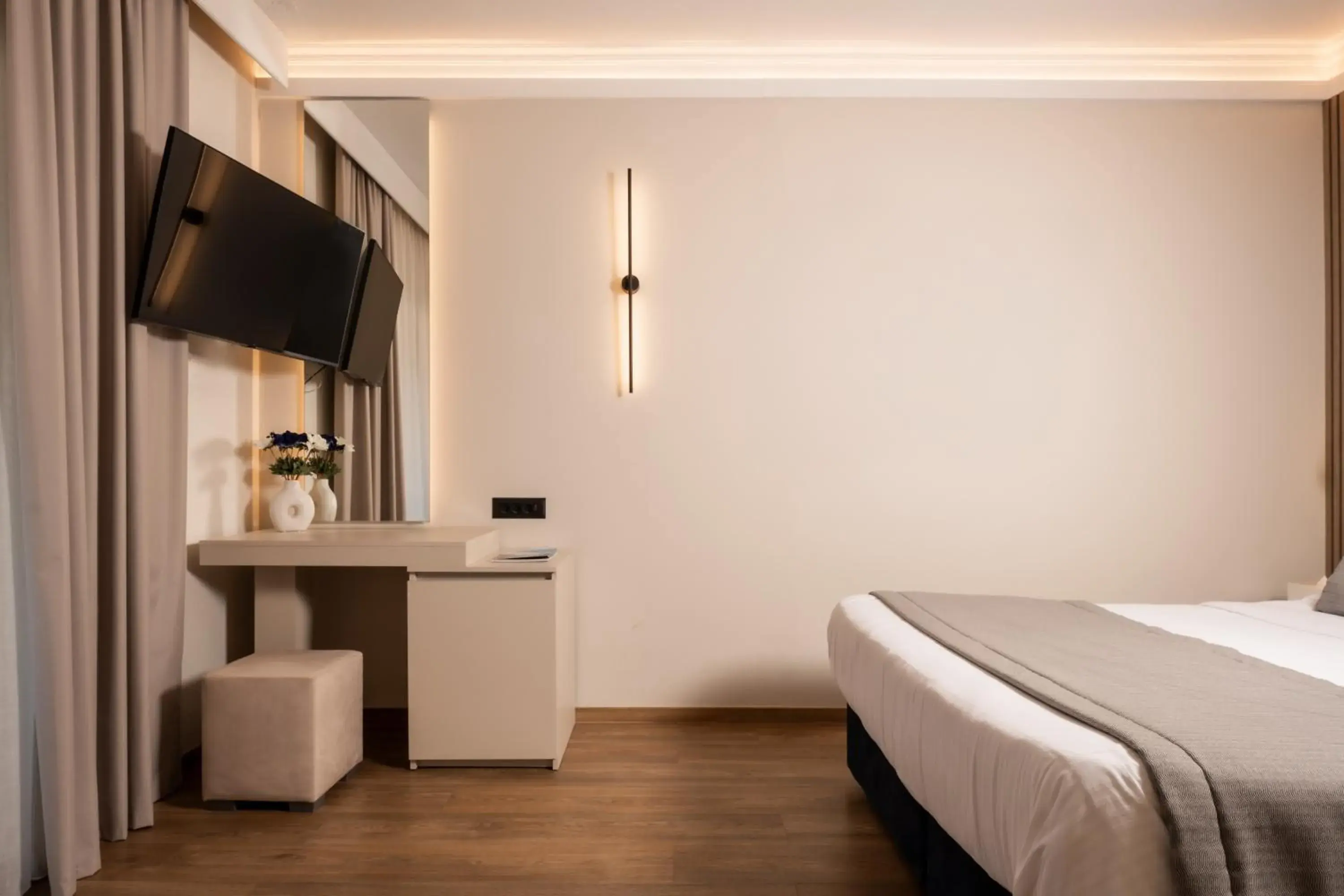 Property building, Bed in Palatino Hotel Property building, Bed in Palatino Hotel