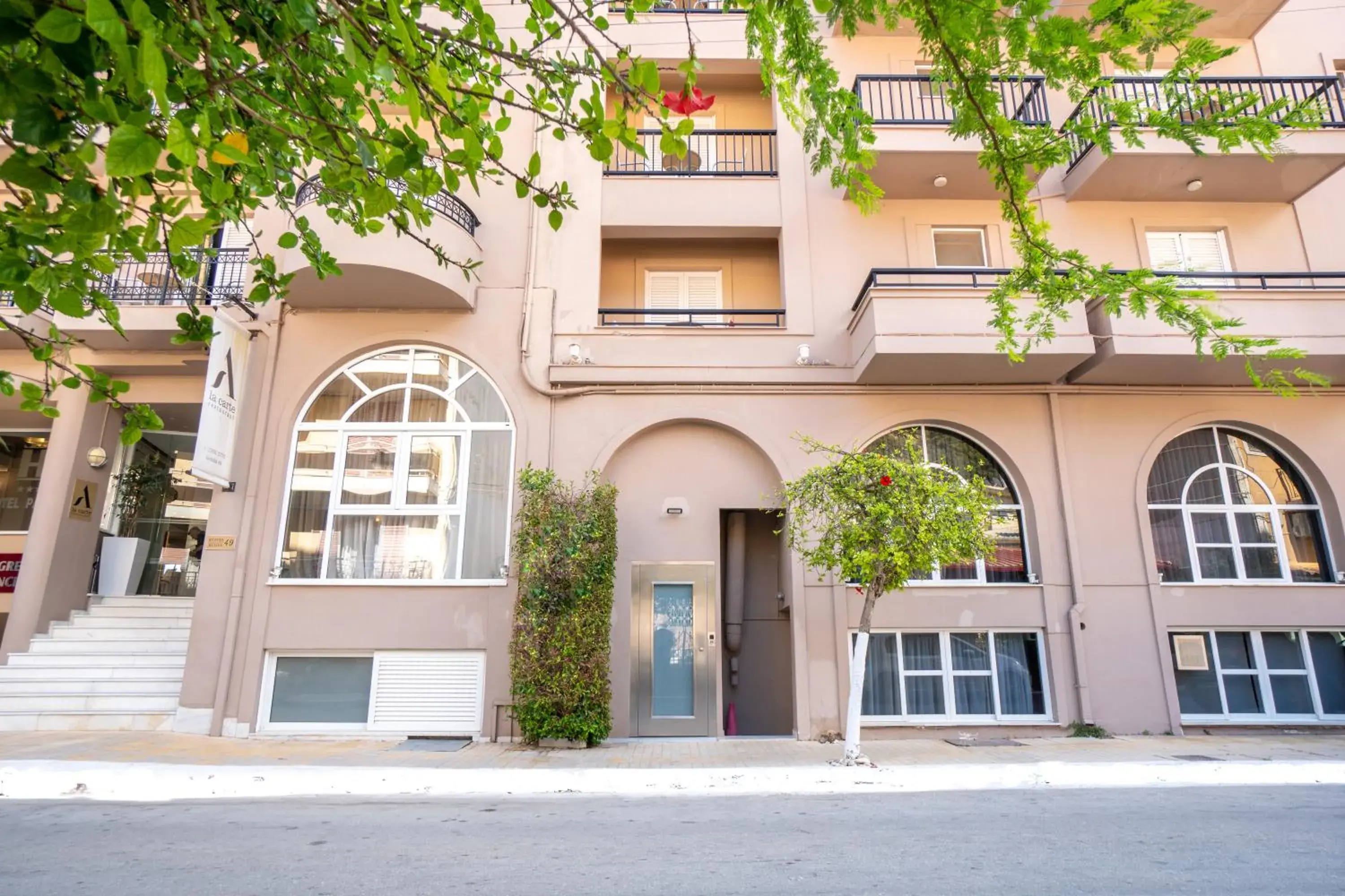 Property building in Palatino Hotel Property building in Palatino Hotel