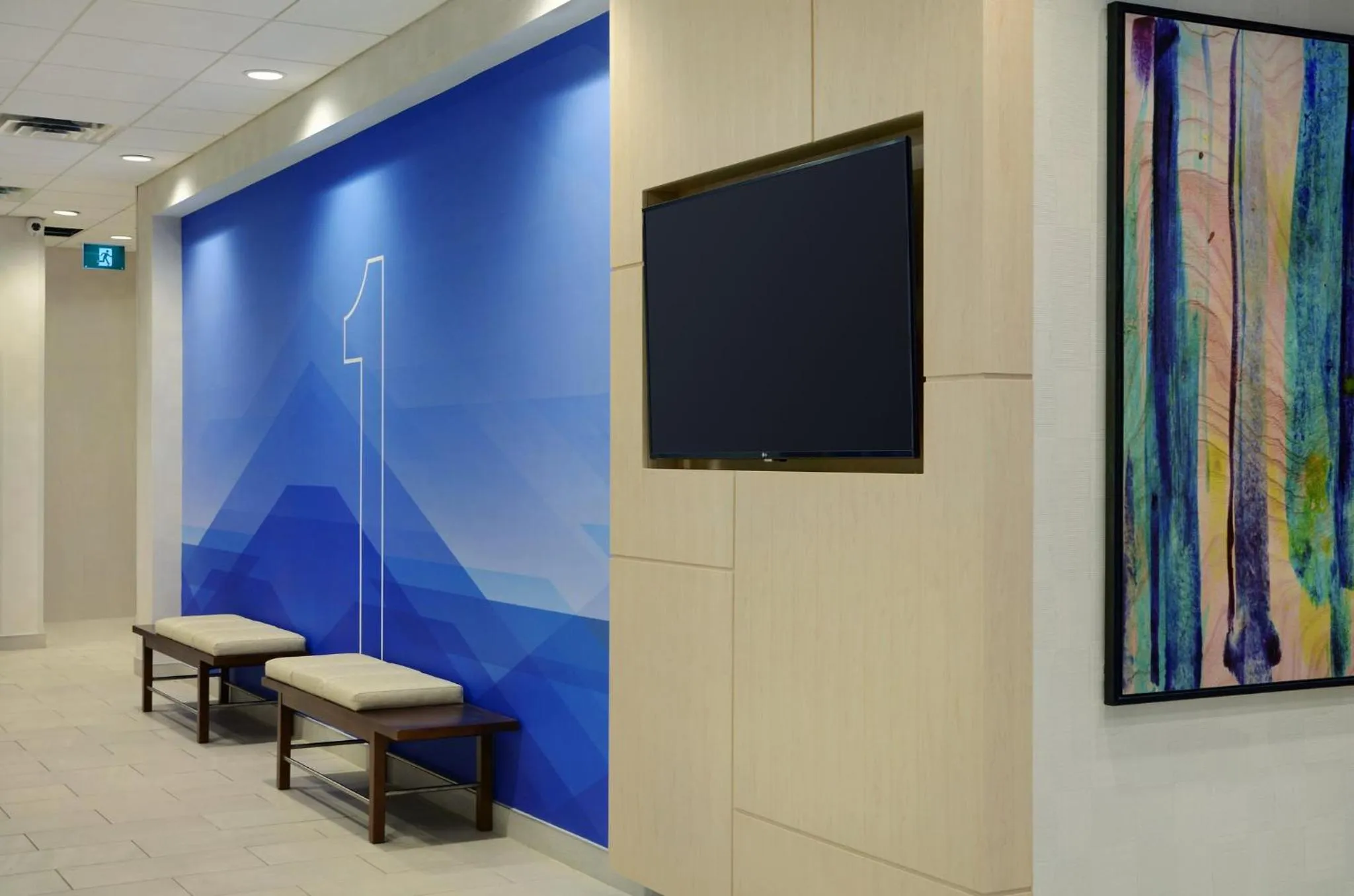 Property building in Holiday Inn Express Toronto Downtown by IHG