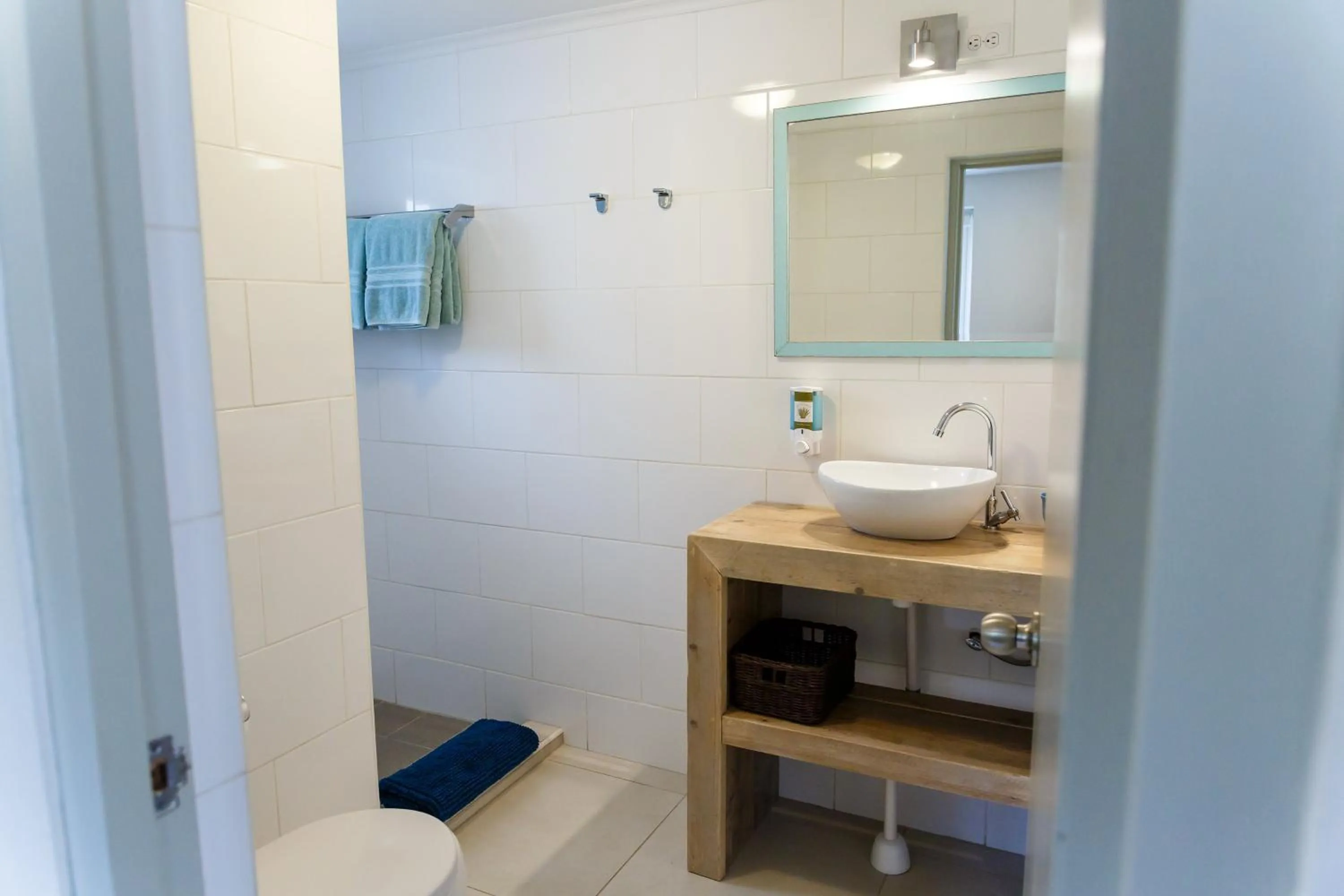 Shower in Aruba Boutique Apartments - Adults Only