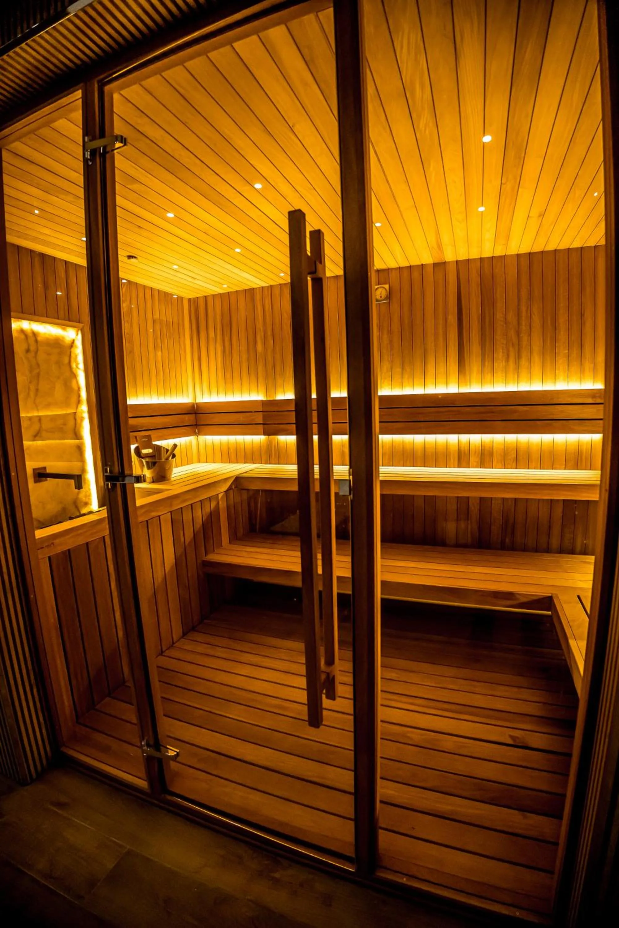 Swimming pool, Bed in Ice Angels Hotel