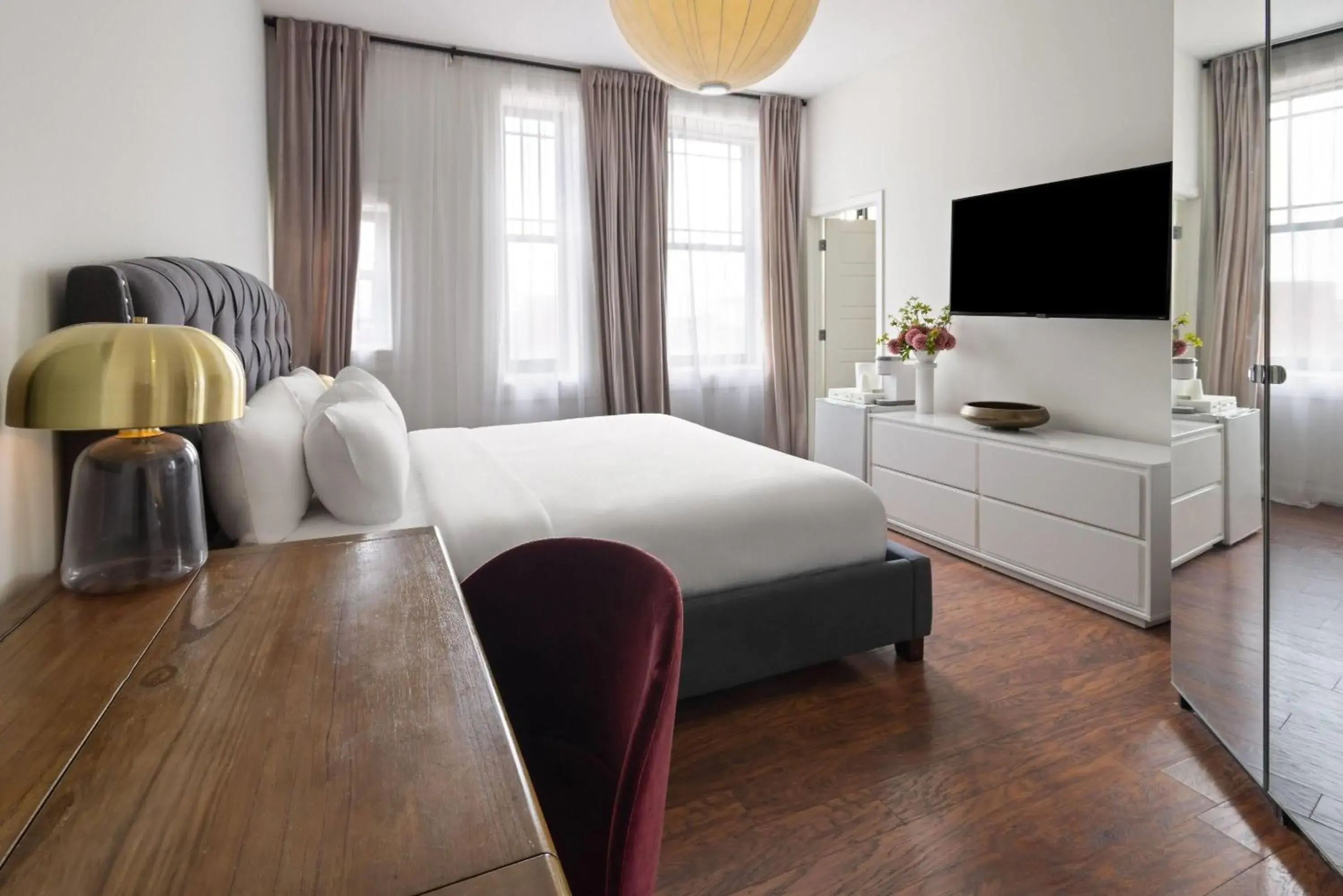 Photo of the whole room, Bed in Hotel Brexton, Trademark Collection by Wyndham Photo of the whole room, Bed in Hotel Brexton, Trademark Collection by Wyndham