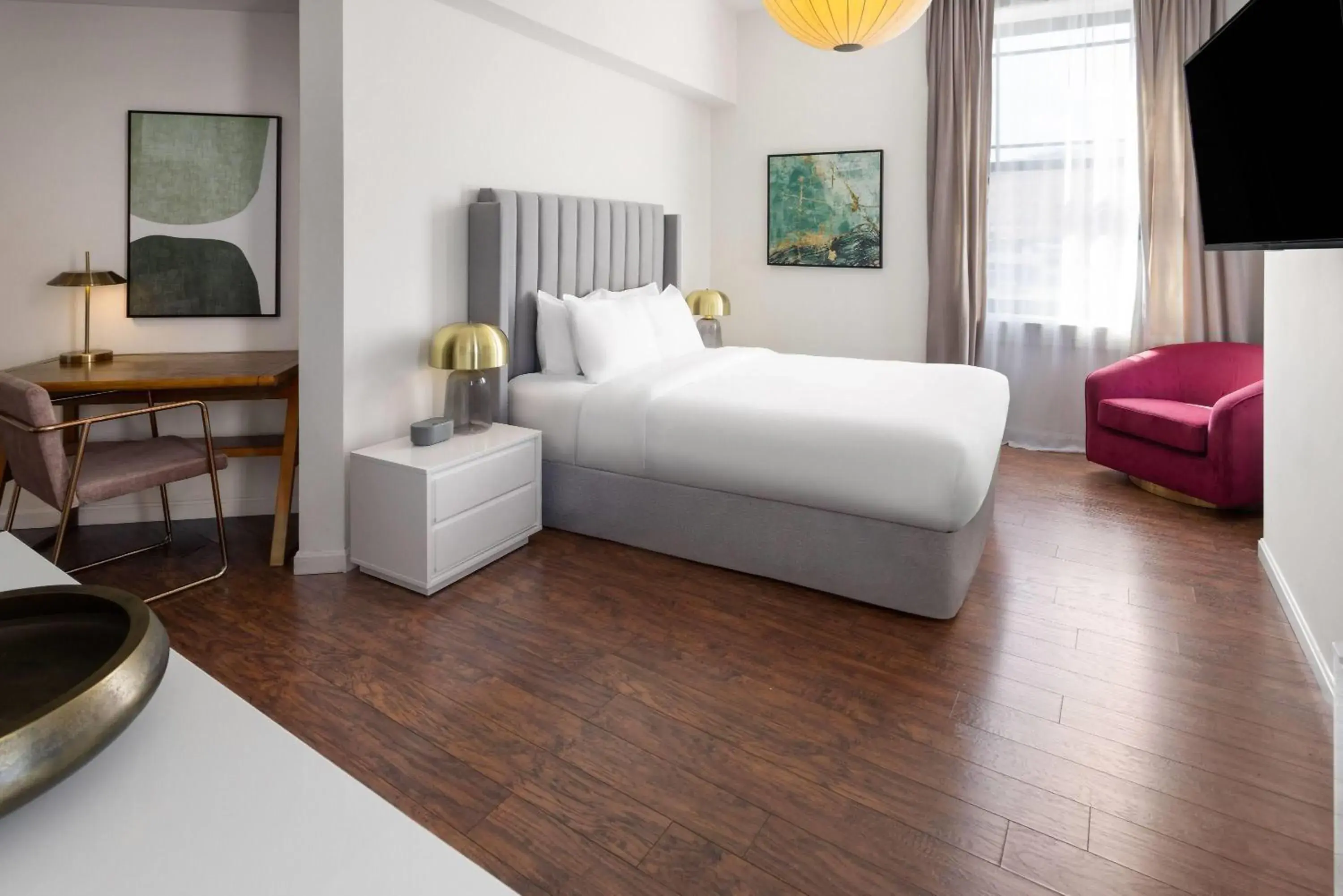 Photo of the whole room, Bed in Hotel Brexton, Trademark Collection by Wyndham Photo of the whole room, Bed in Hotel Brexton, Trademark Collection by Wyndham