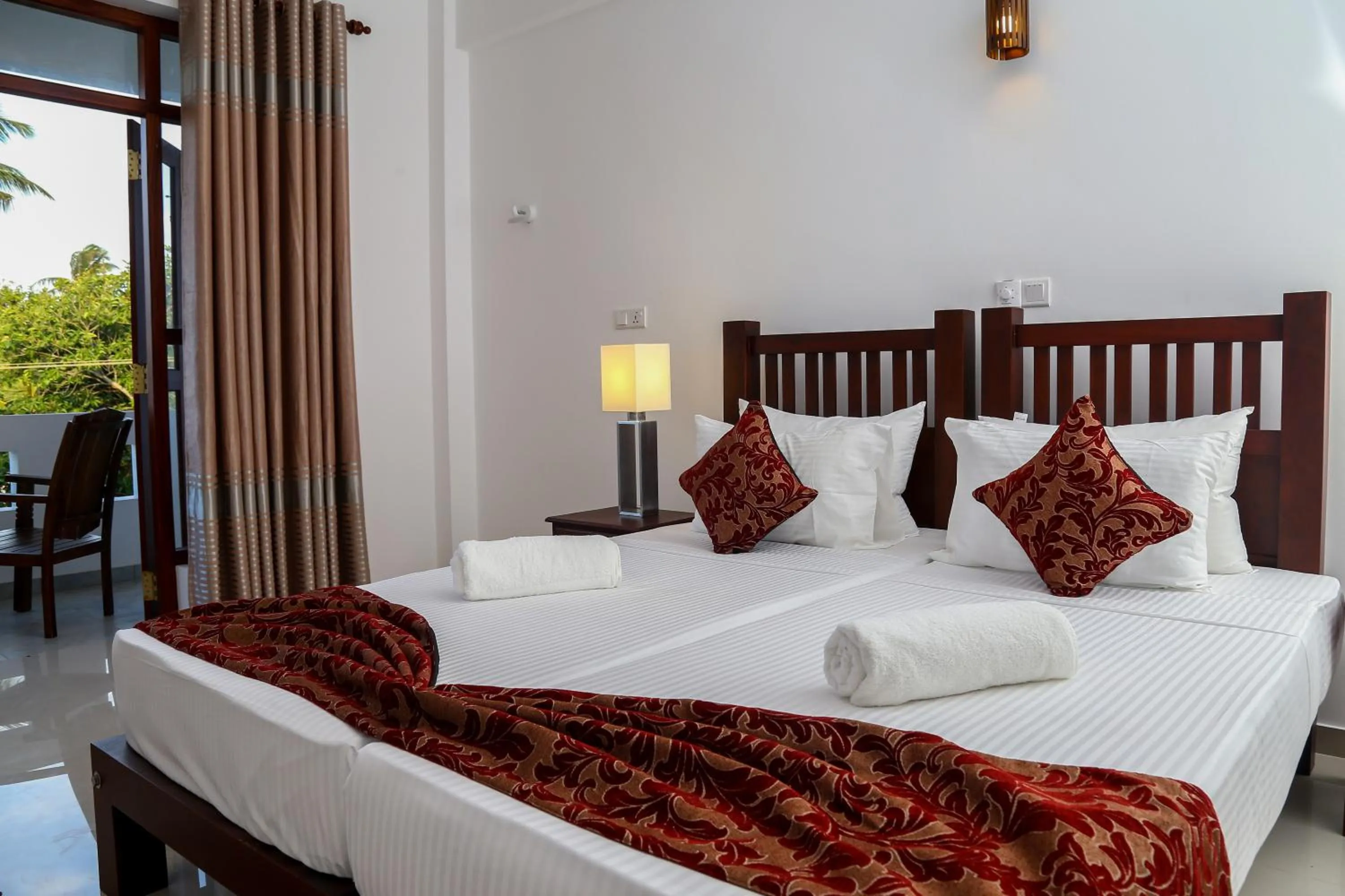 Bedroom, Bed in Hikka Regent Hotel