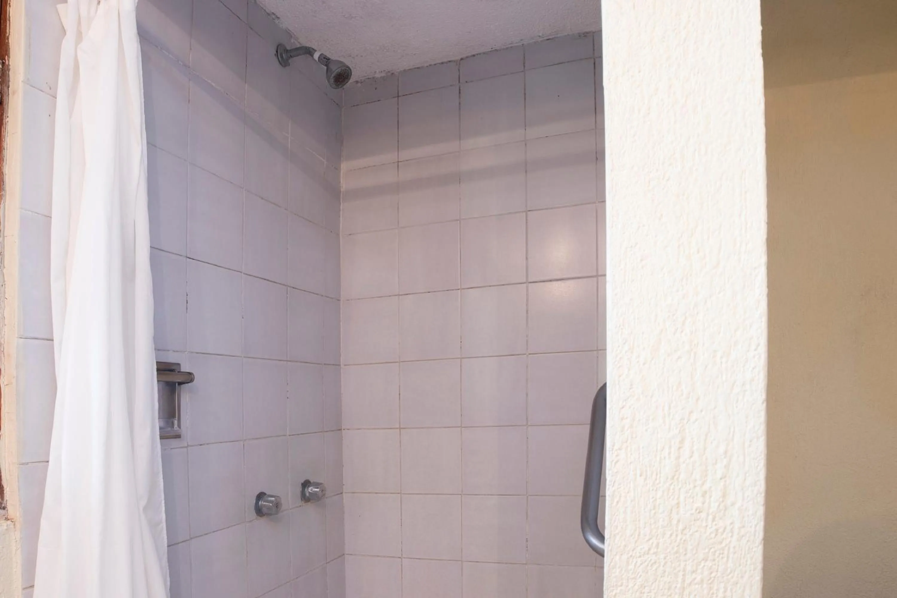 Bathroom in Collection O Hotel Mocambo, Boca del Río