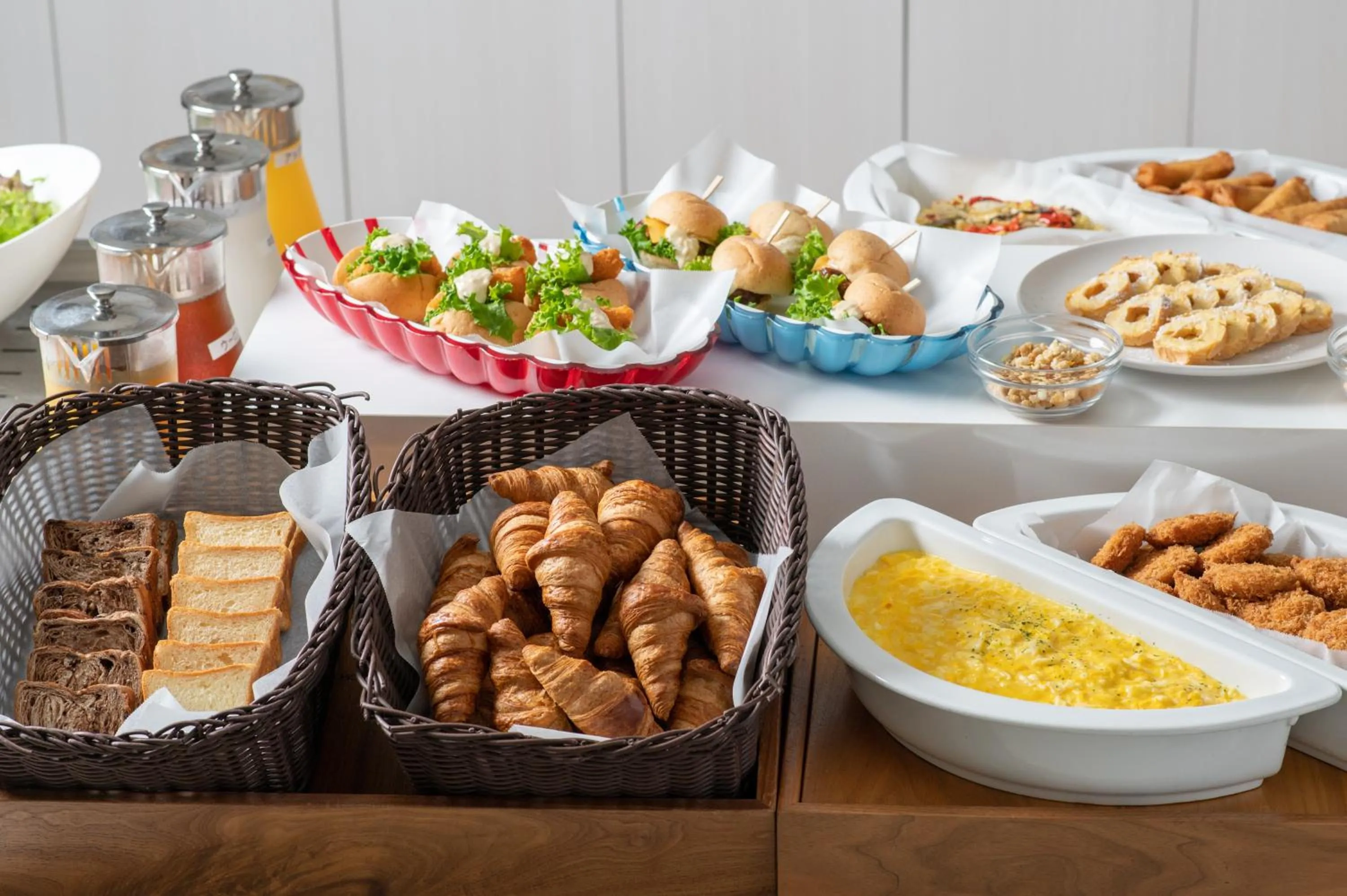 Buffet breakfast in Hotel Vista Kanazawa