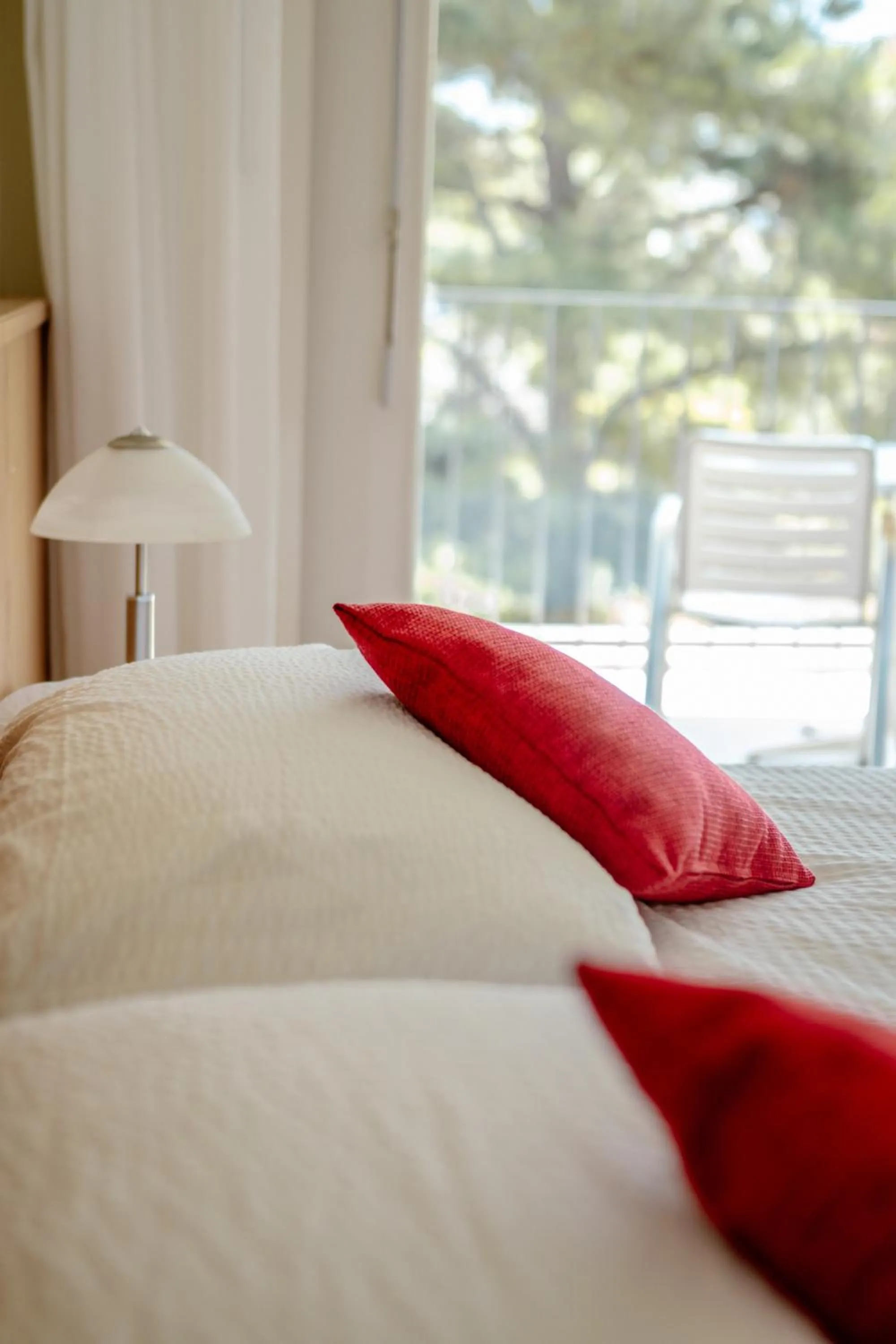 Bed in Parkhotel Emmaus - Casa del Sole