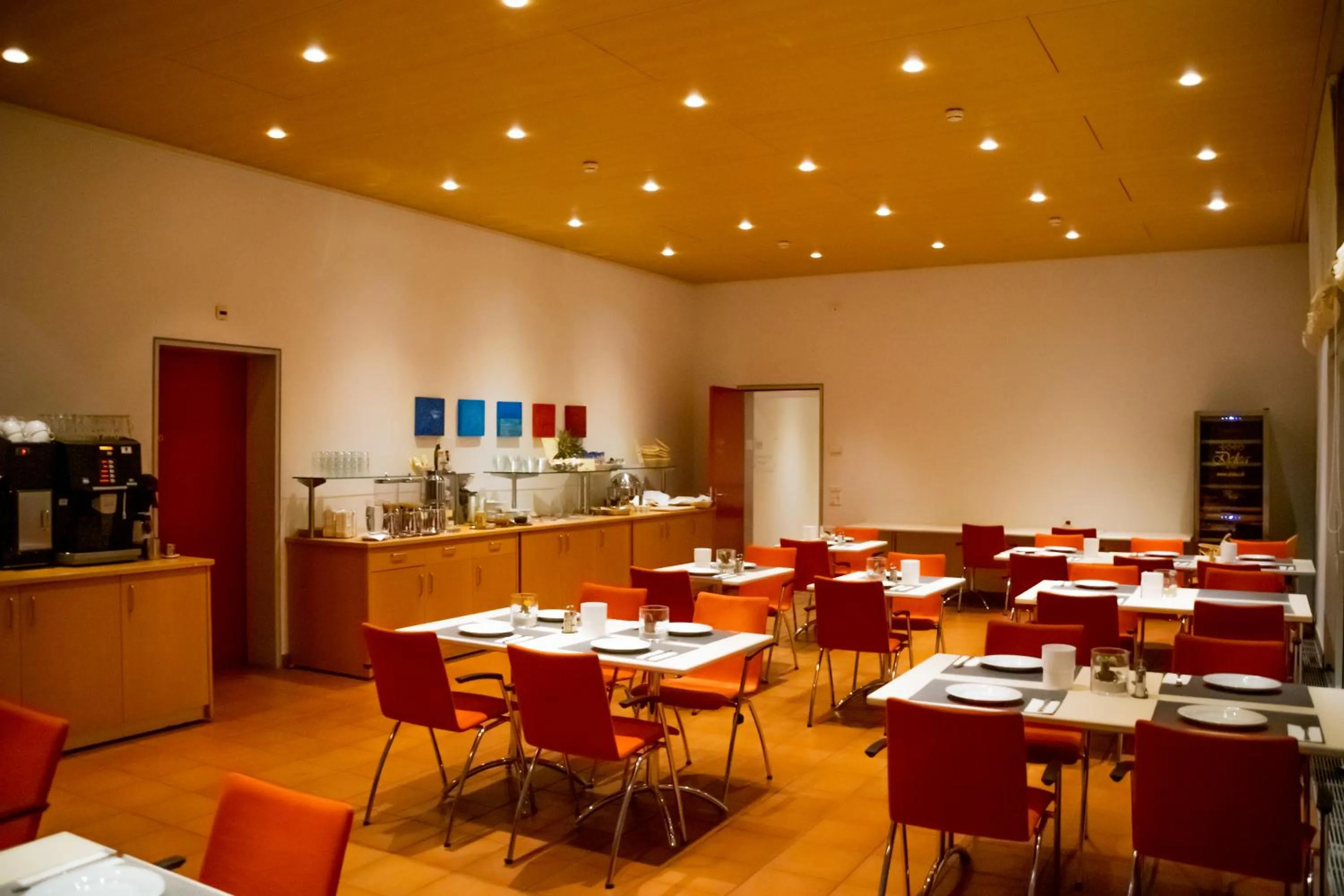 Restaurant/places to eat in Parkhotel Emmaus - Casa del Sole