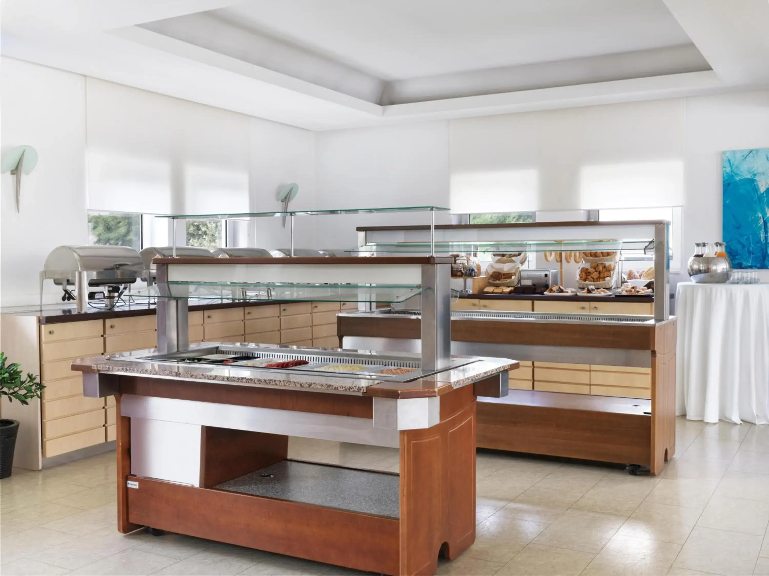 Restaurant/places to eat in Civitel Attik Rooms & Suites Restaurant/places to eat in Civitel Attik Rooms & Suites