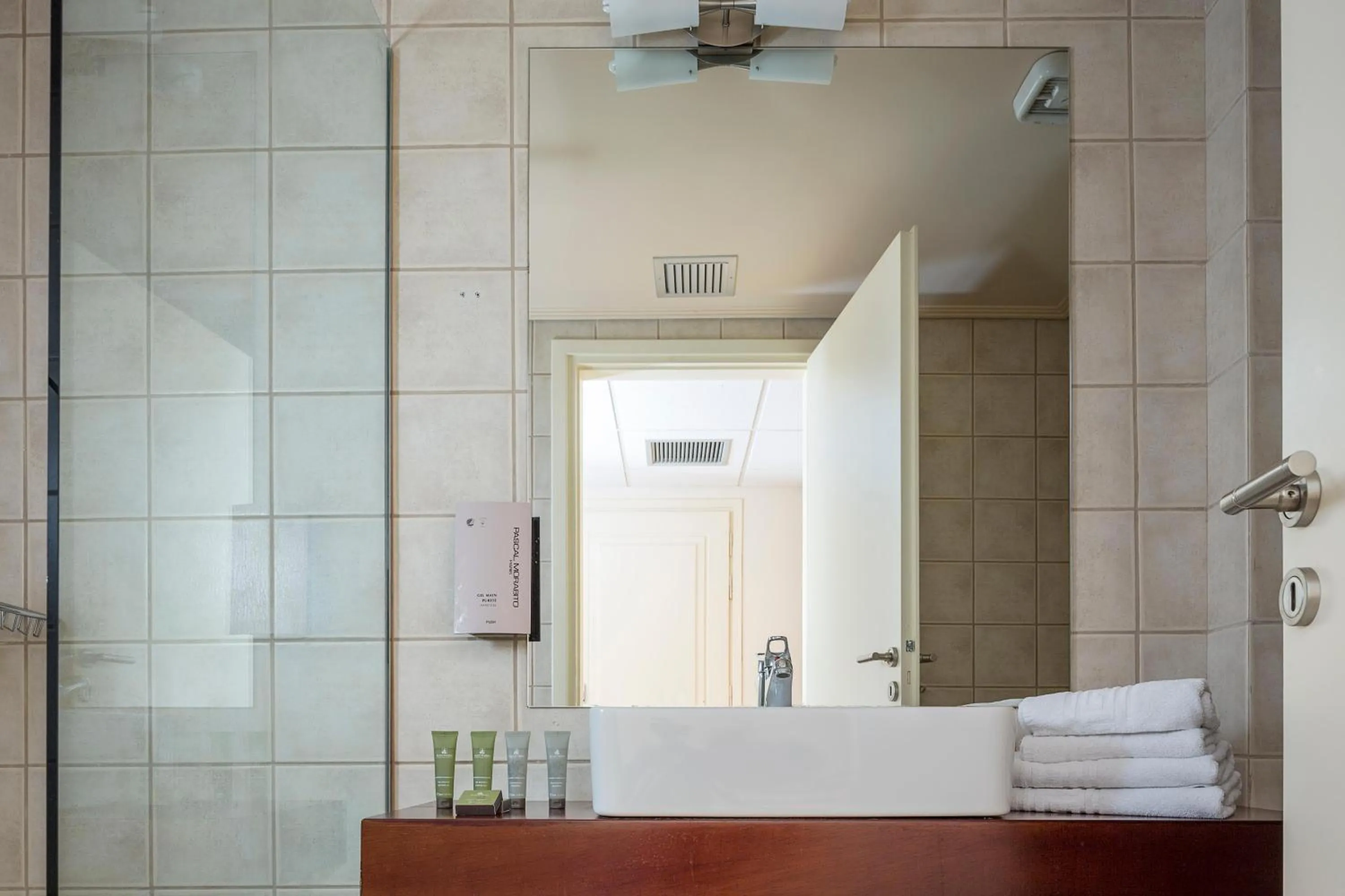 Bathroom in Civitel Attik Rooms & Suites