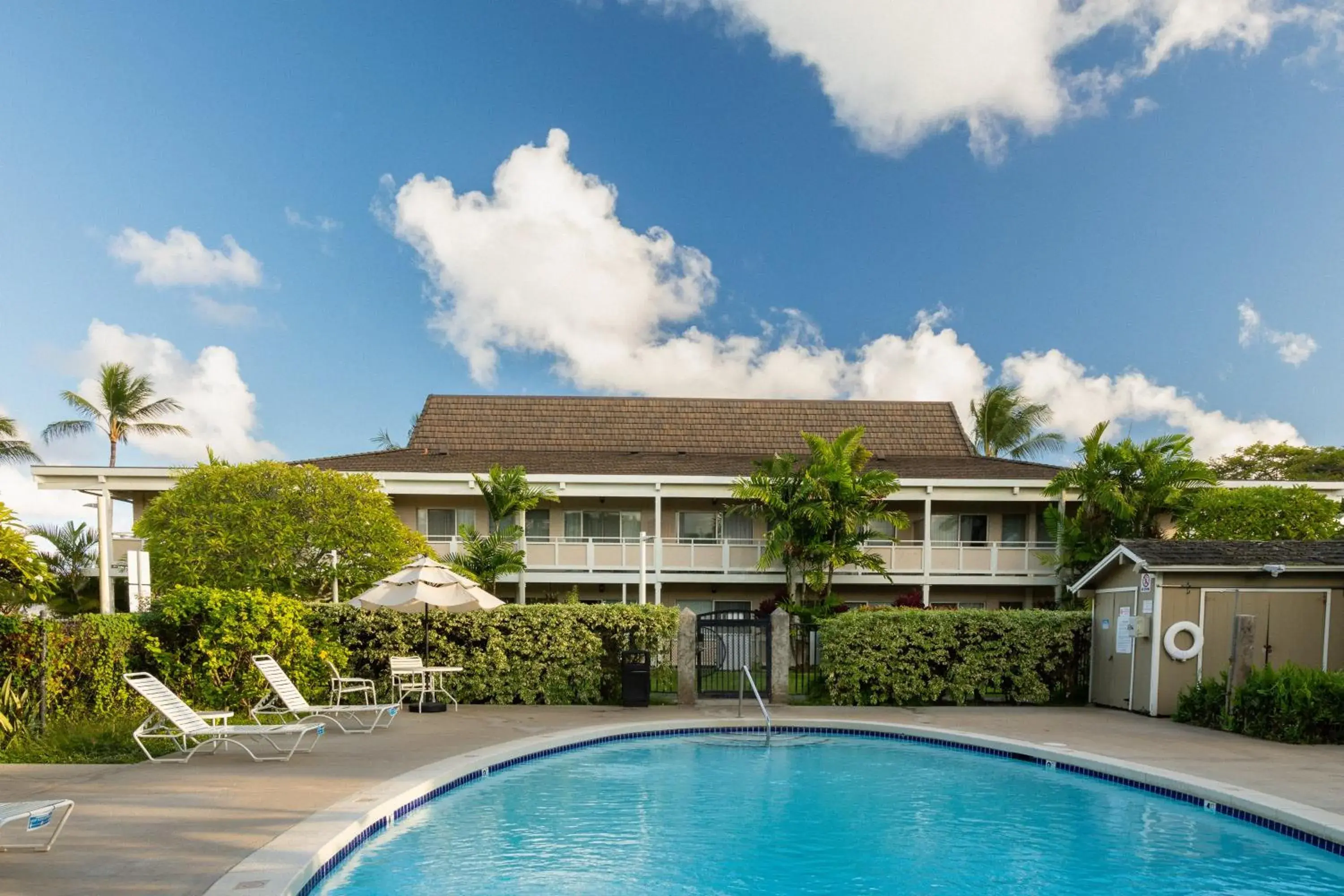 Property building in Plantation Hale Suites Property building in Plantation Hale Suites