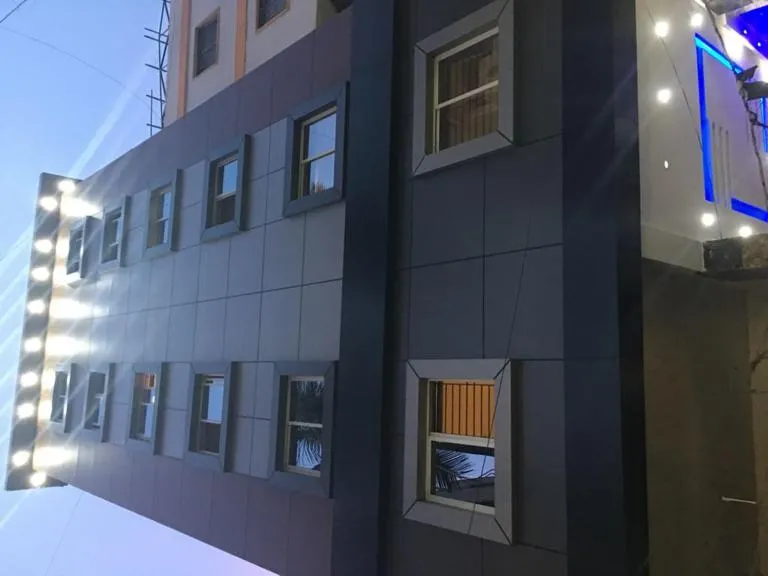 Hotel Grand Suites