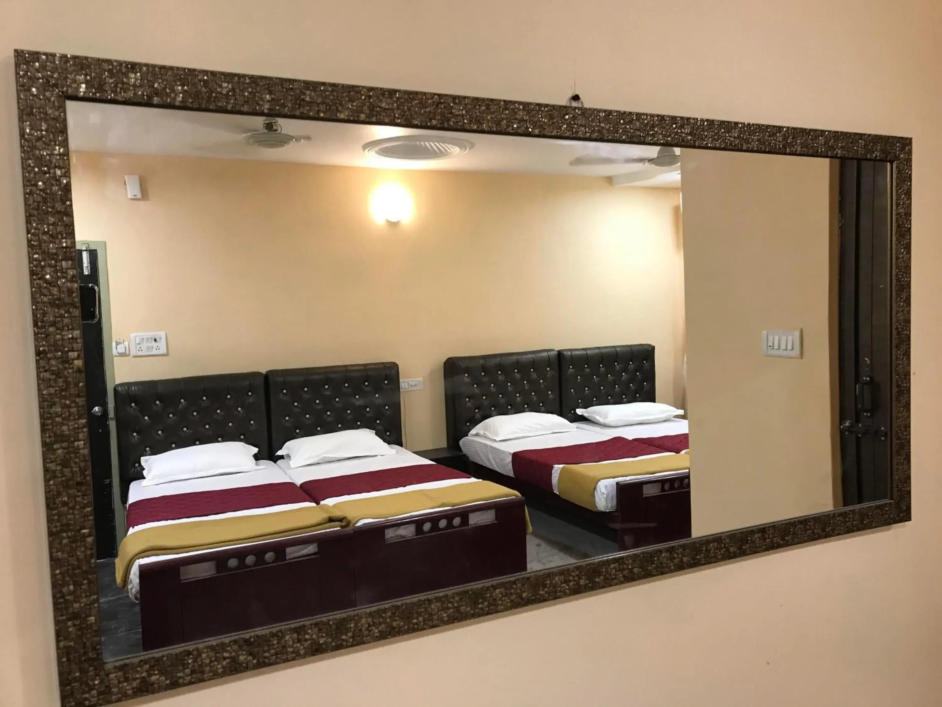 Bedroom, Bed in Royal Palace Marina Bedroom, Bed in Royal Palace Marina