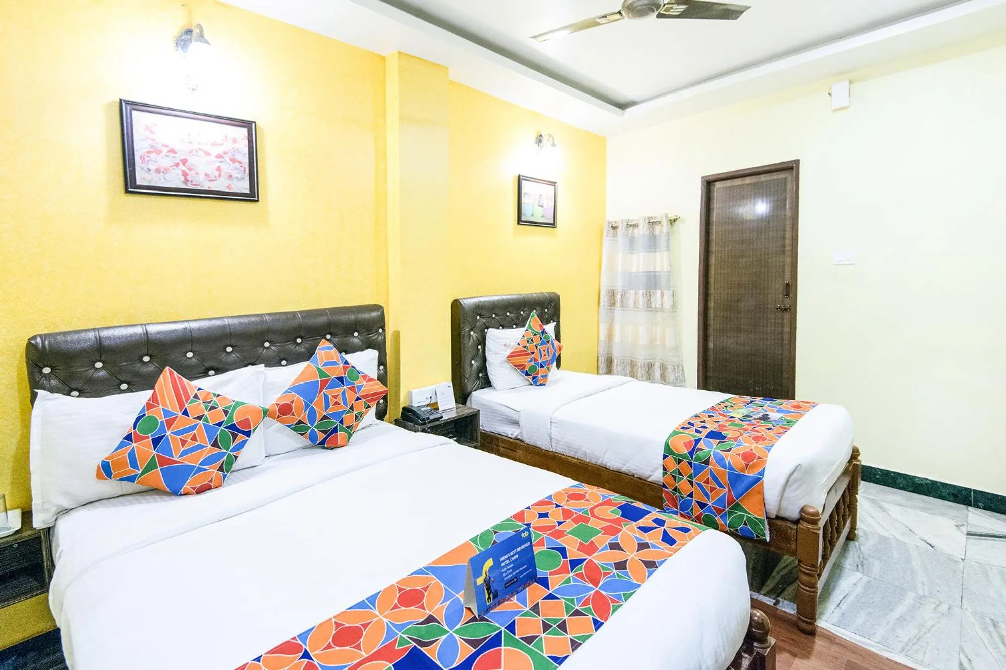 Photo of the whole room, Bed in Royal Palace Marina