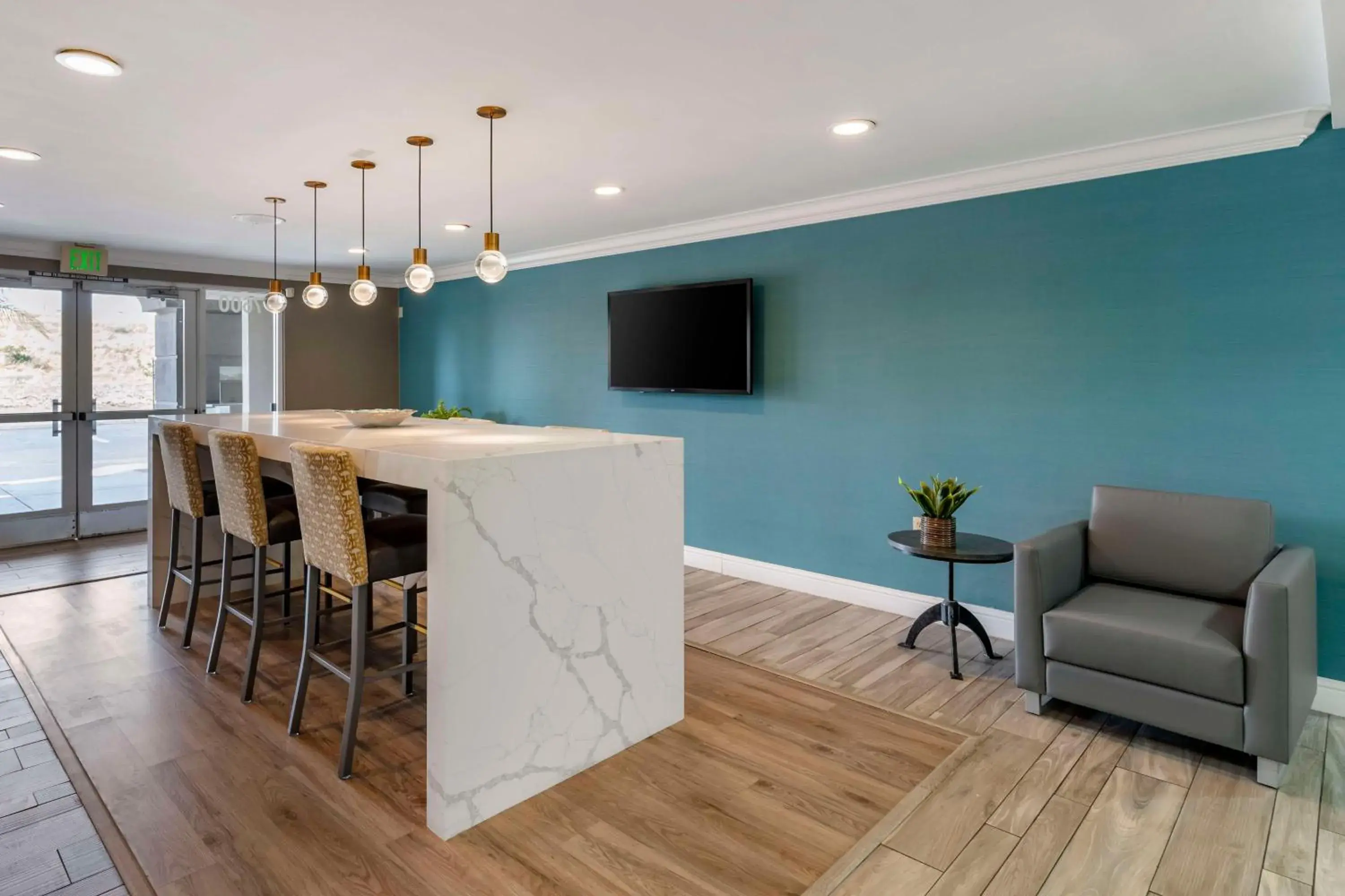 Breakfast in Best Western Plus Vineyard Inn Breakfast in Best Western Plus Vineyard Inn