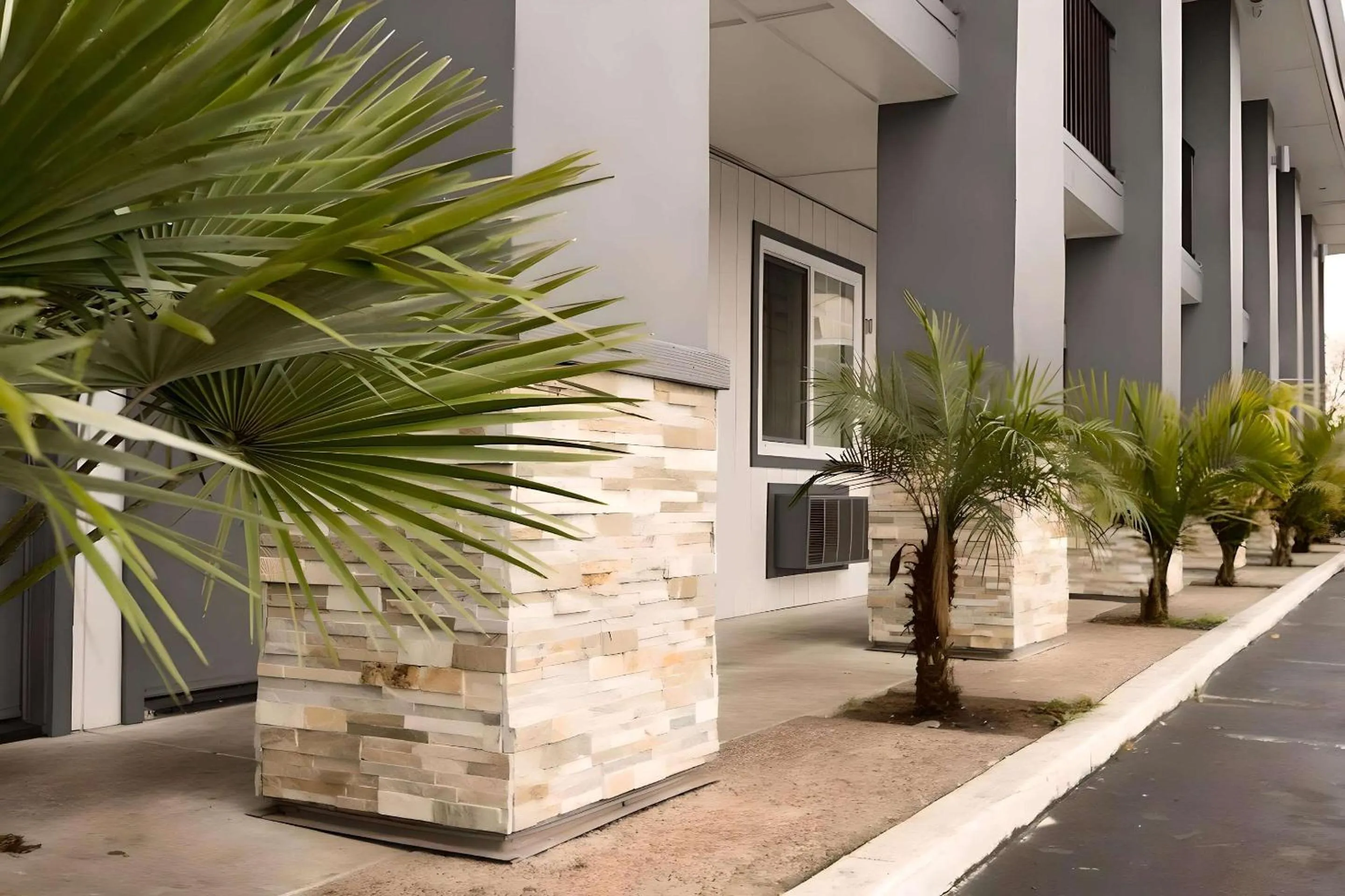 Property building in Rodeway Inn San Jose HWY-101 Tully Rd Exit