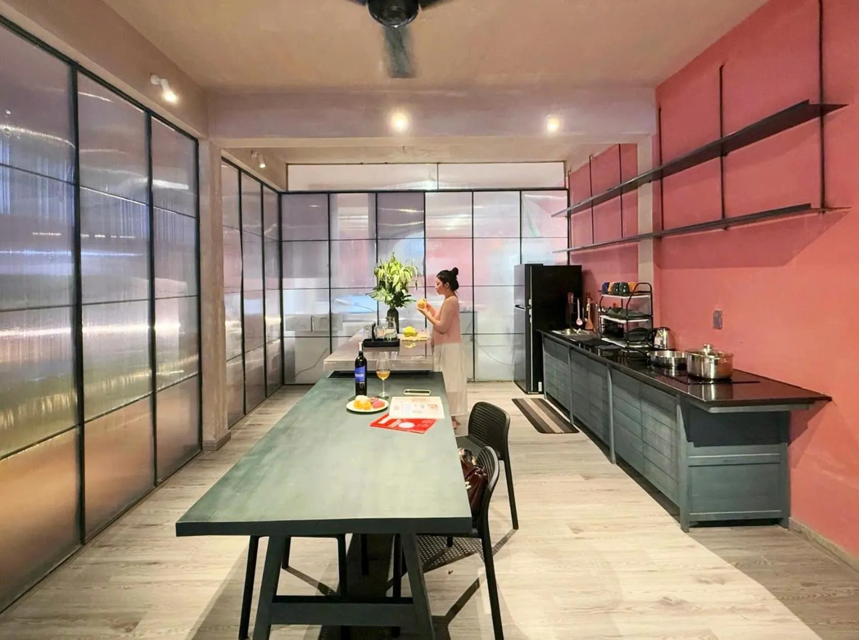 Dining area in Joi Boutique Bãi Trước