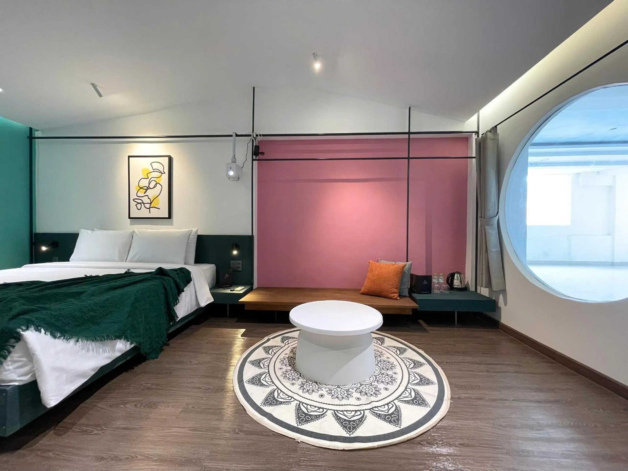 Bed in Joi Boutique Bãi Trước