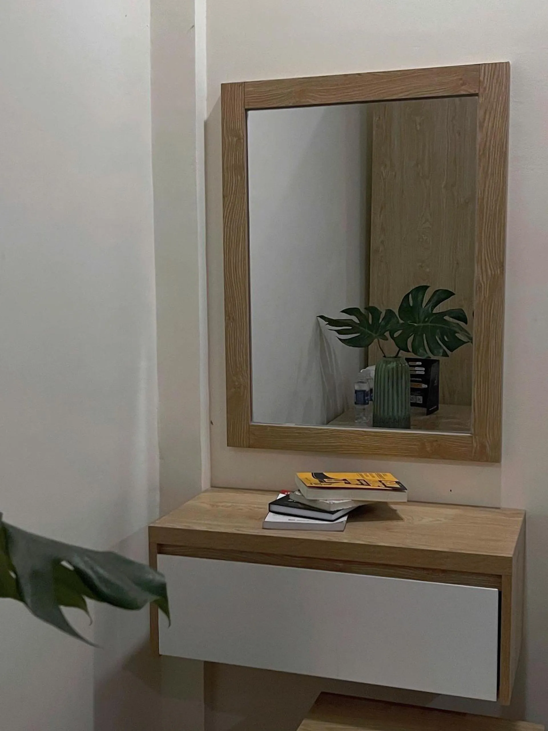 Bed in Joi Boutique Bãi Trước