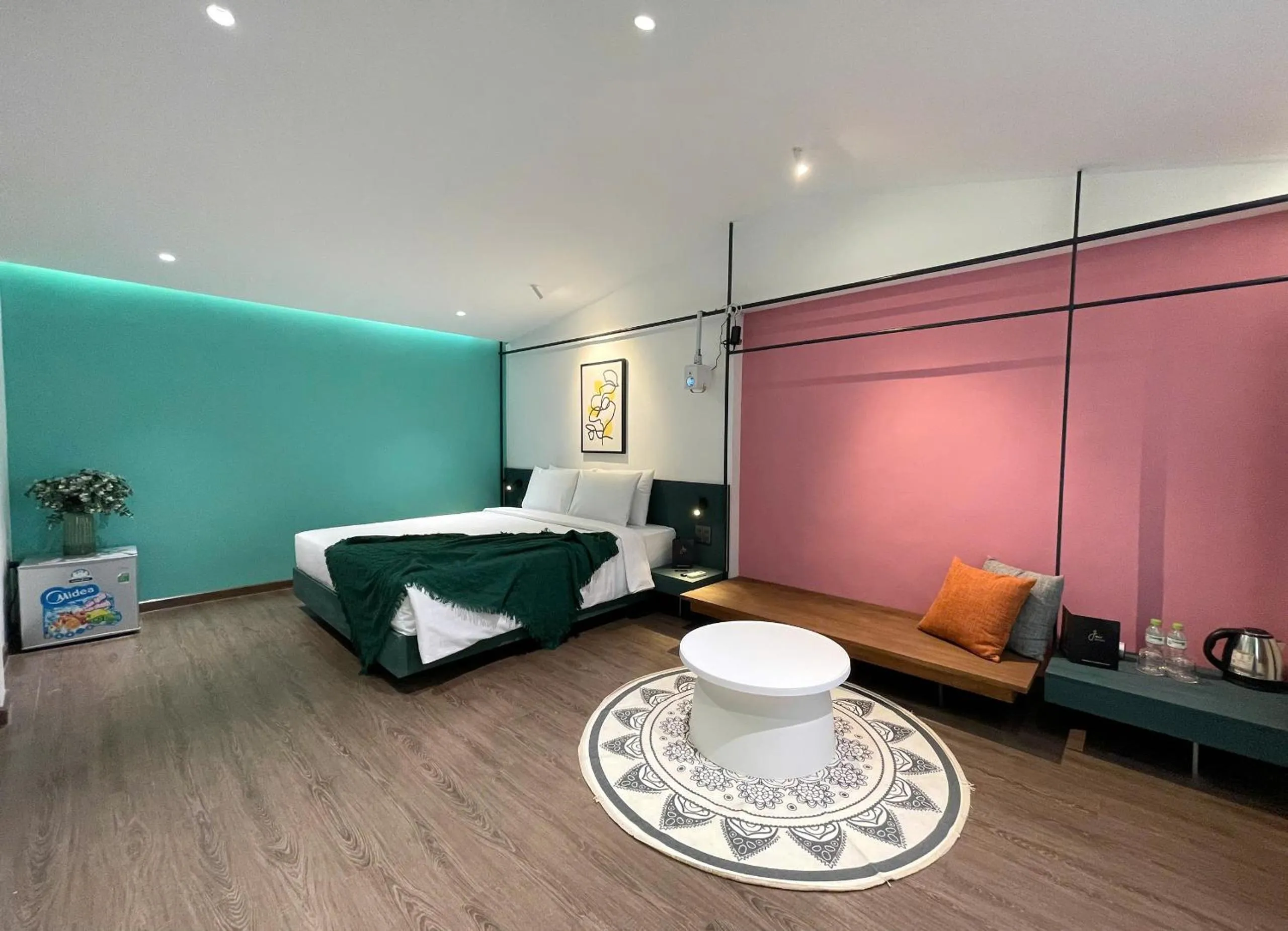 Bed in Joi Boutique Bãi Trước