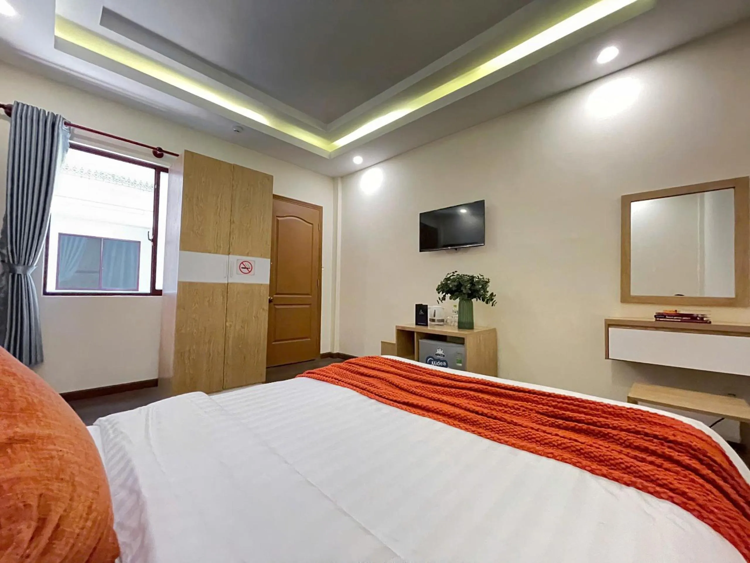 Bedroom, Bed in Joi Boutique Bãi Trước