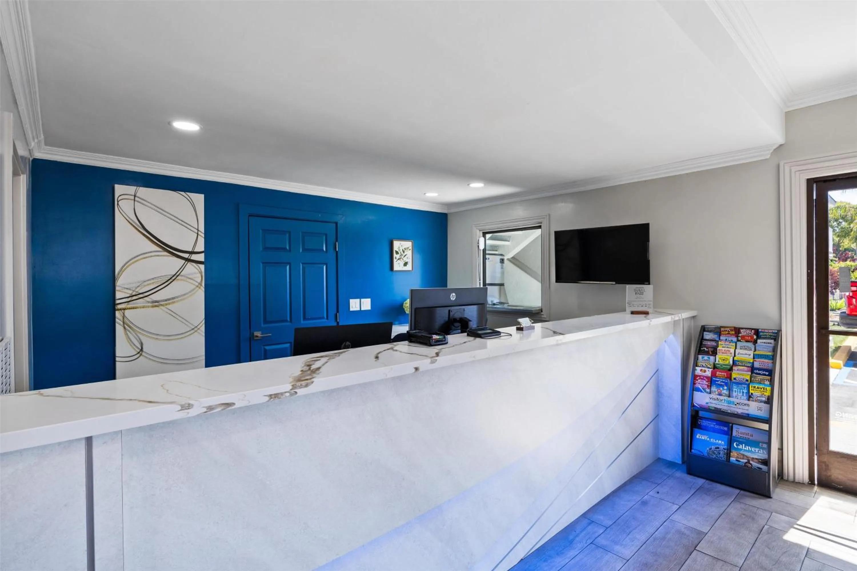 Lobby or reception in Signature Inn San Jose