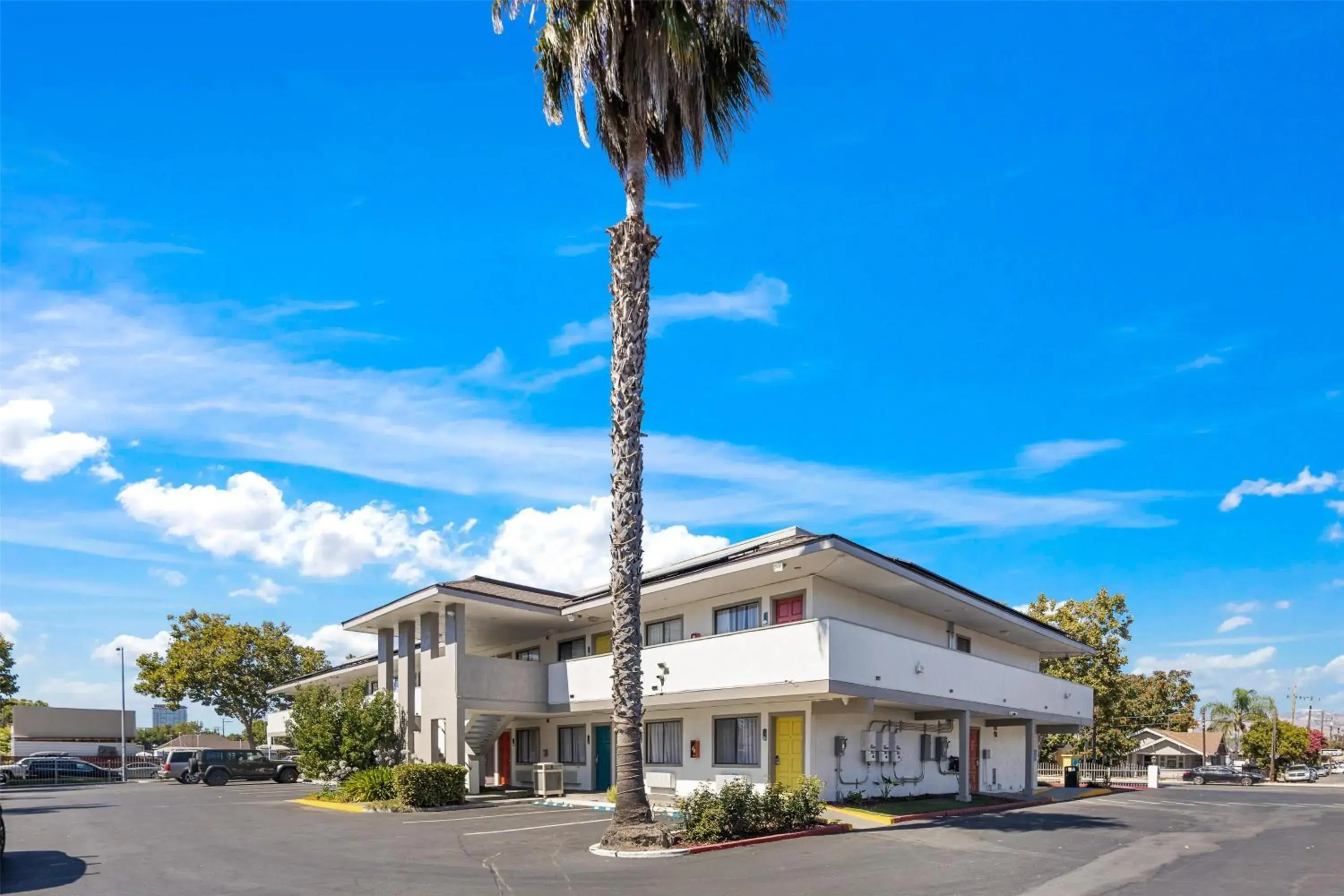 Property building in Signature Inn San Jose Property building in Signature Inn San Jose