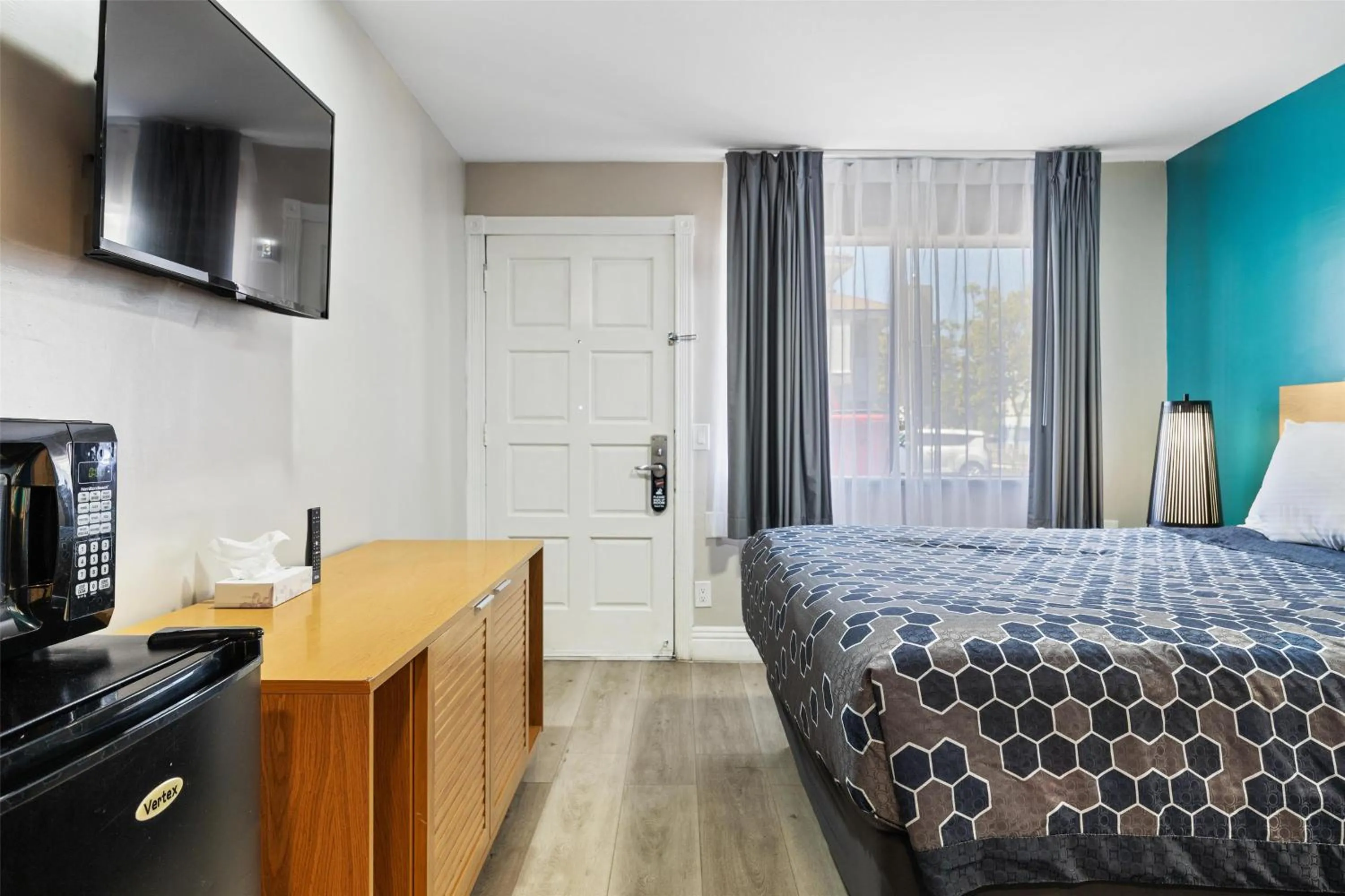 Bedroom, Bed in Signature Inn San Jose