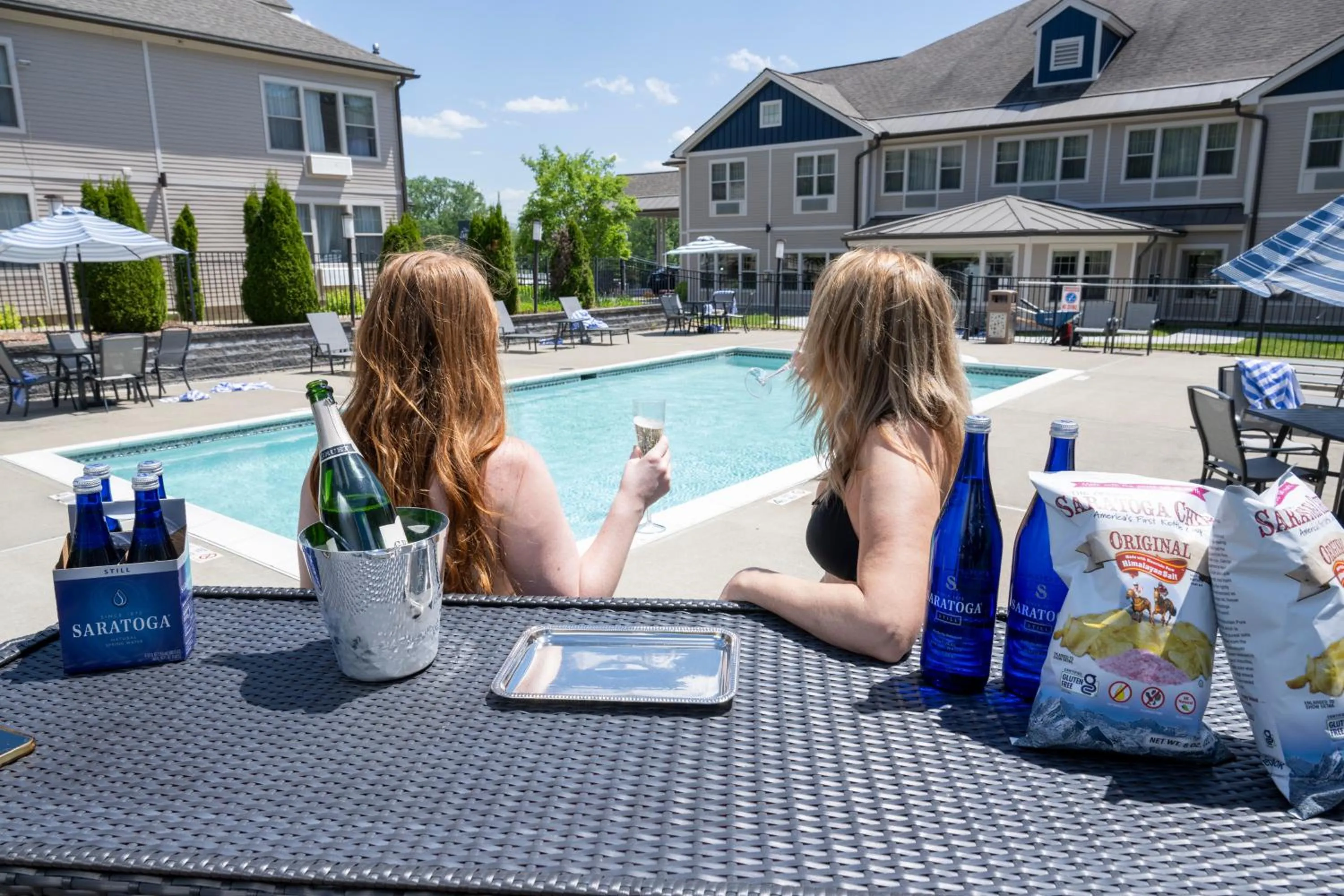 Swimming pool in The Hotel Saratoga, an Ascend Collection Hotel