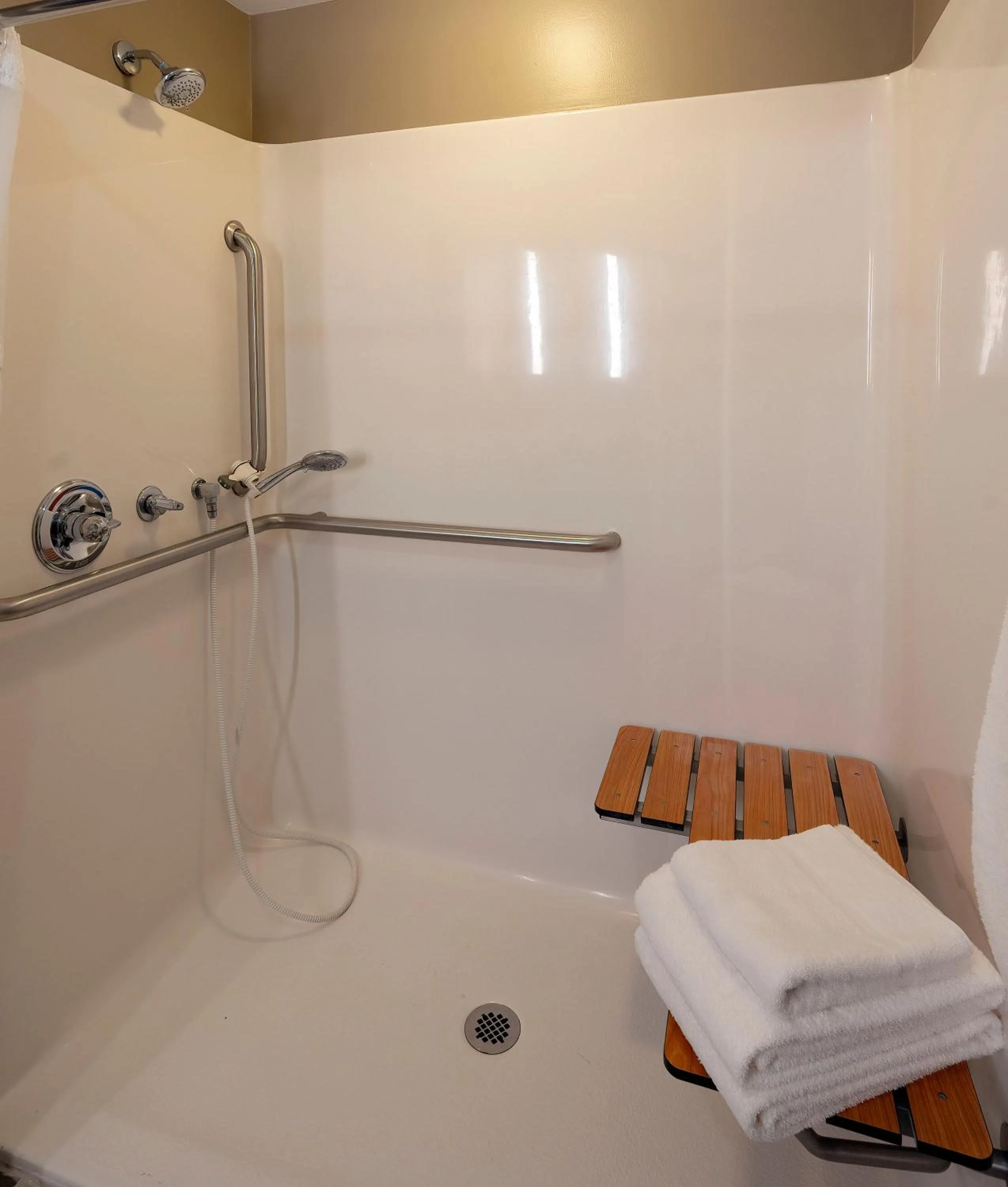 acessibility in The Hotel Saratoga, an Ascend Collection Hotel