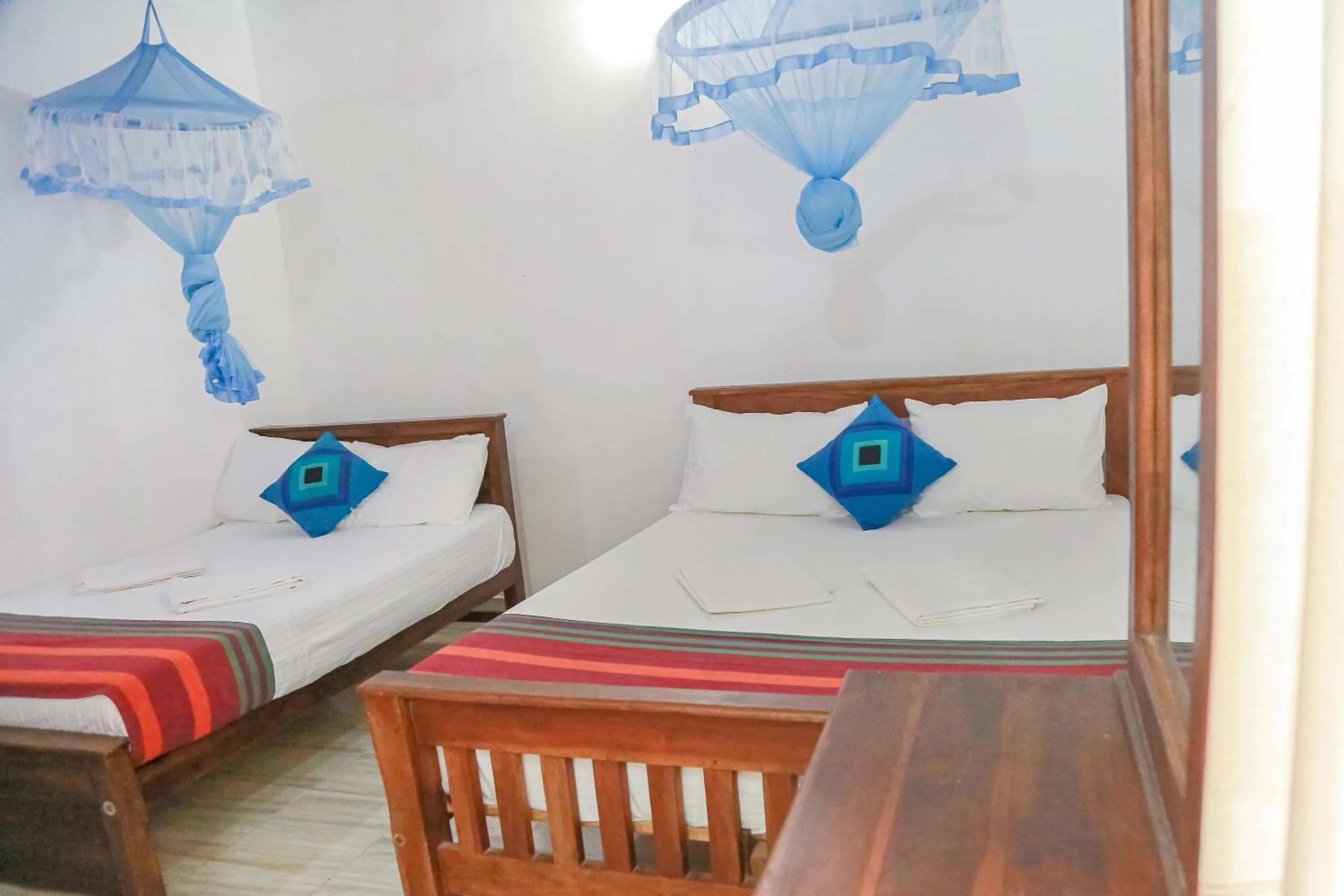 Deluxe Family Room in Lakeside Villa