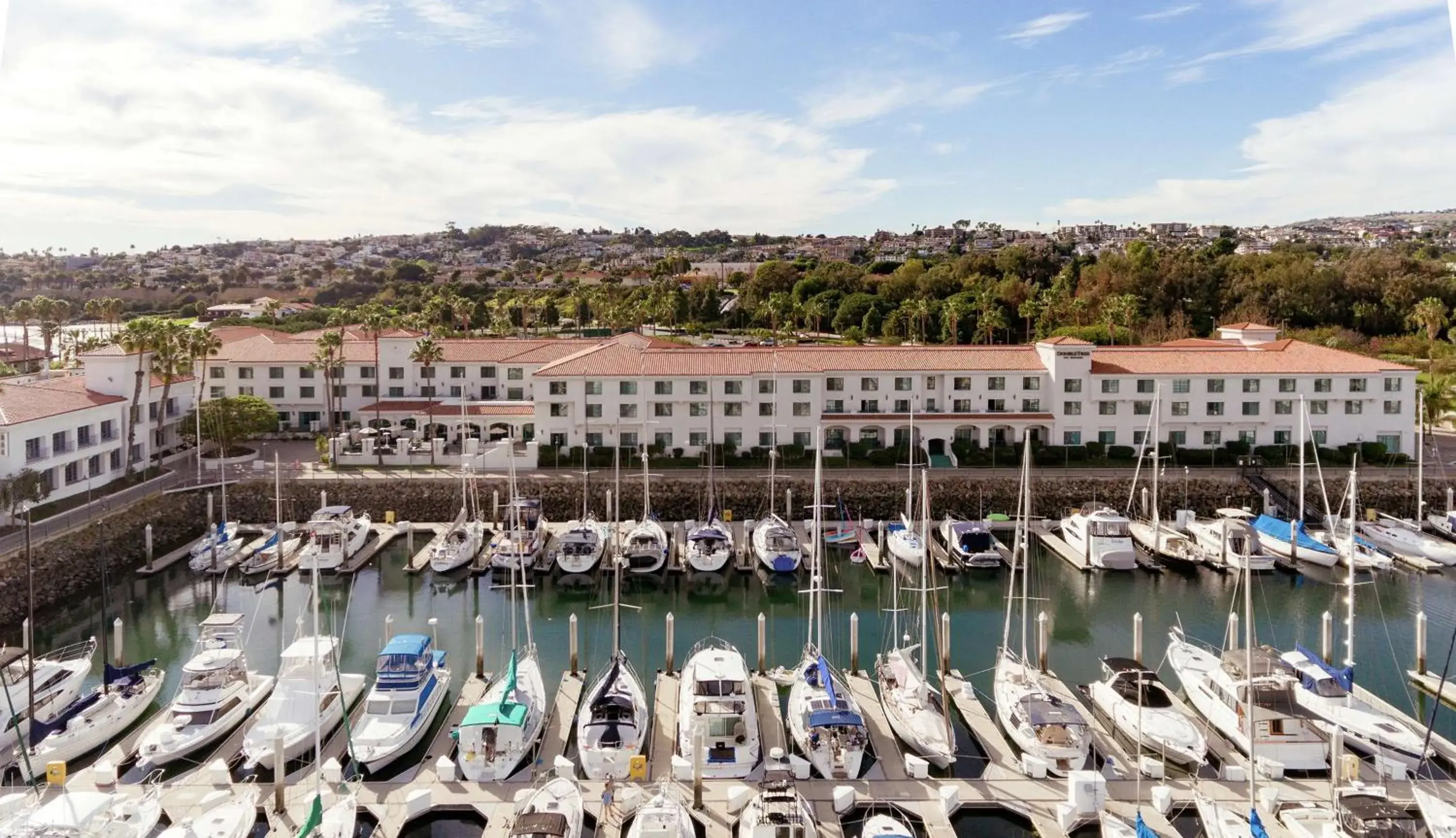 Property building in DoubleTree by Hilton San Pedro Property building in DoubleTree by Hilton San Pedro