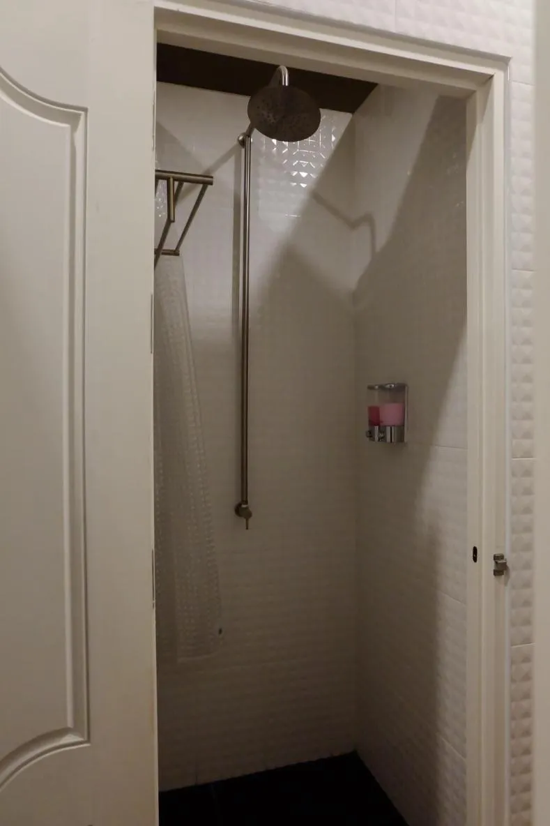 Bathroom in Bloom Cafe & Hostel