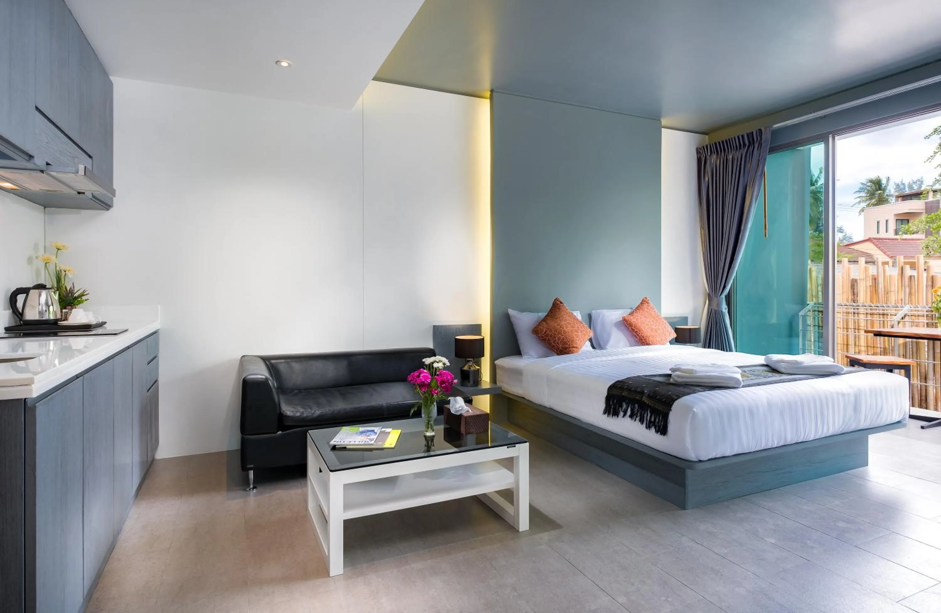 Balcony/Terrace, Bed in Kamala Resotel, SHA Extra Plus