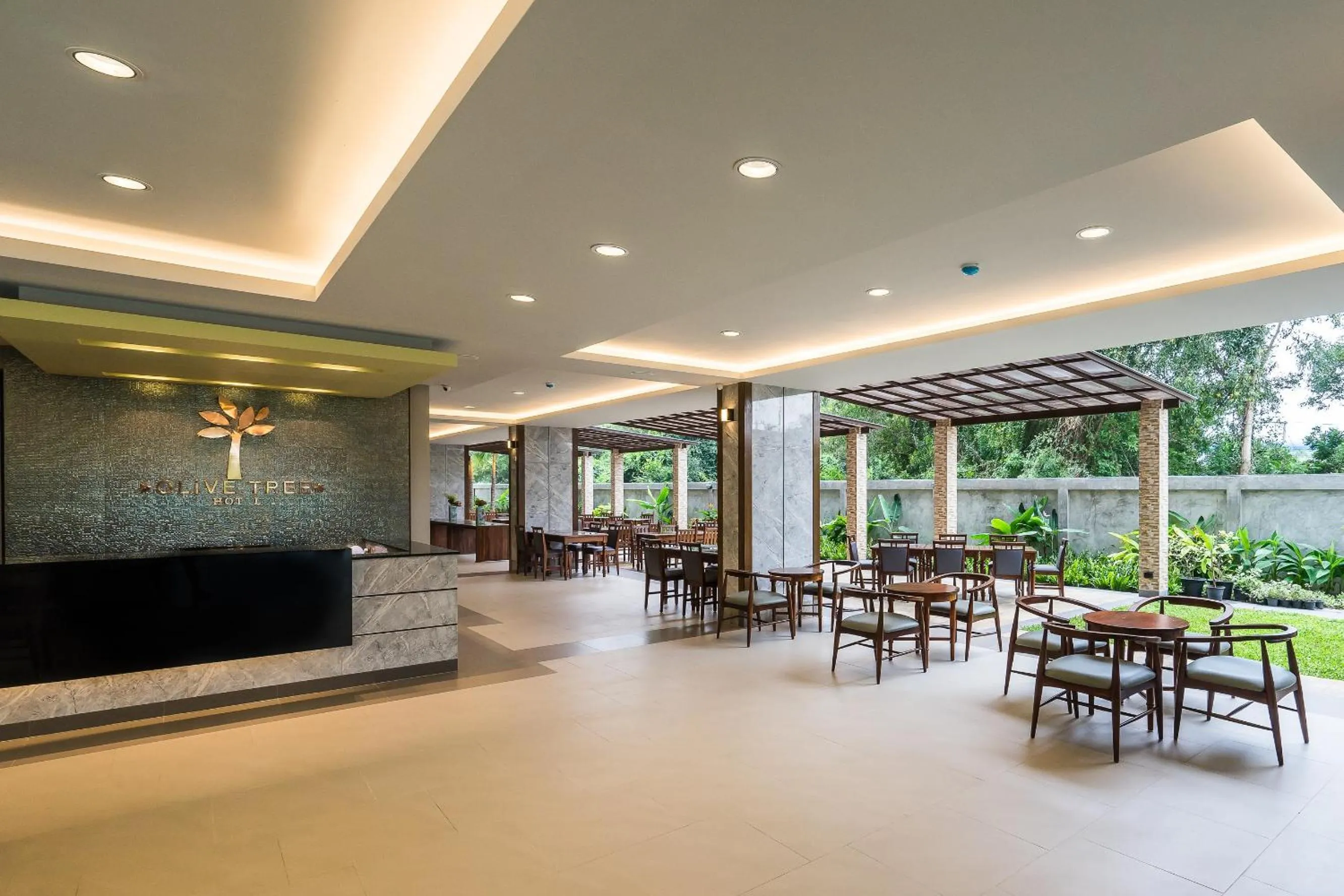 Lobby or reception in Olive Tree Hotel Pattaya