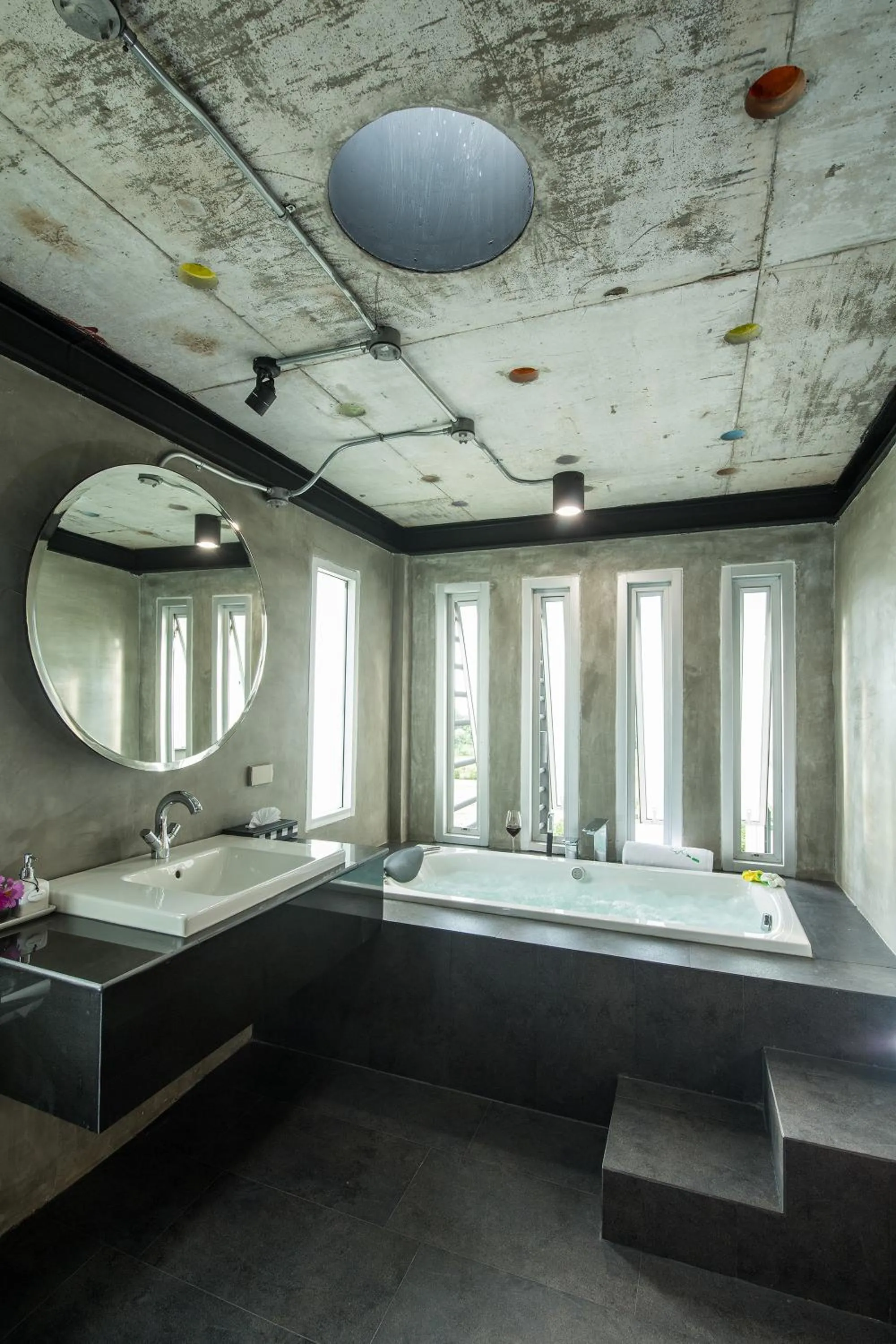 Bathroom in Vino Neste Private Pool Villas