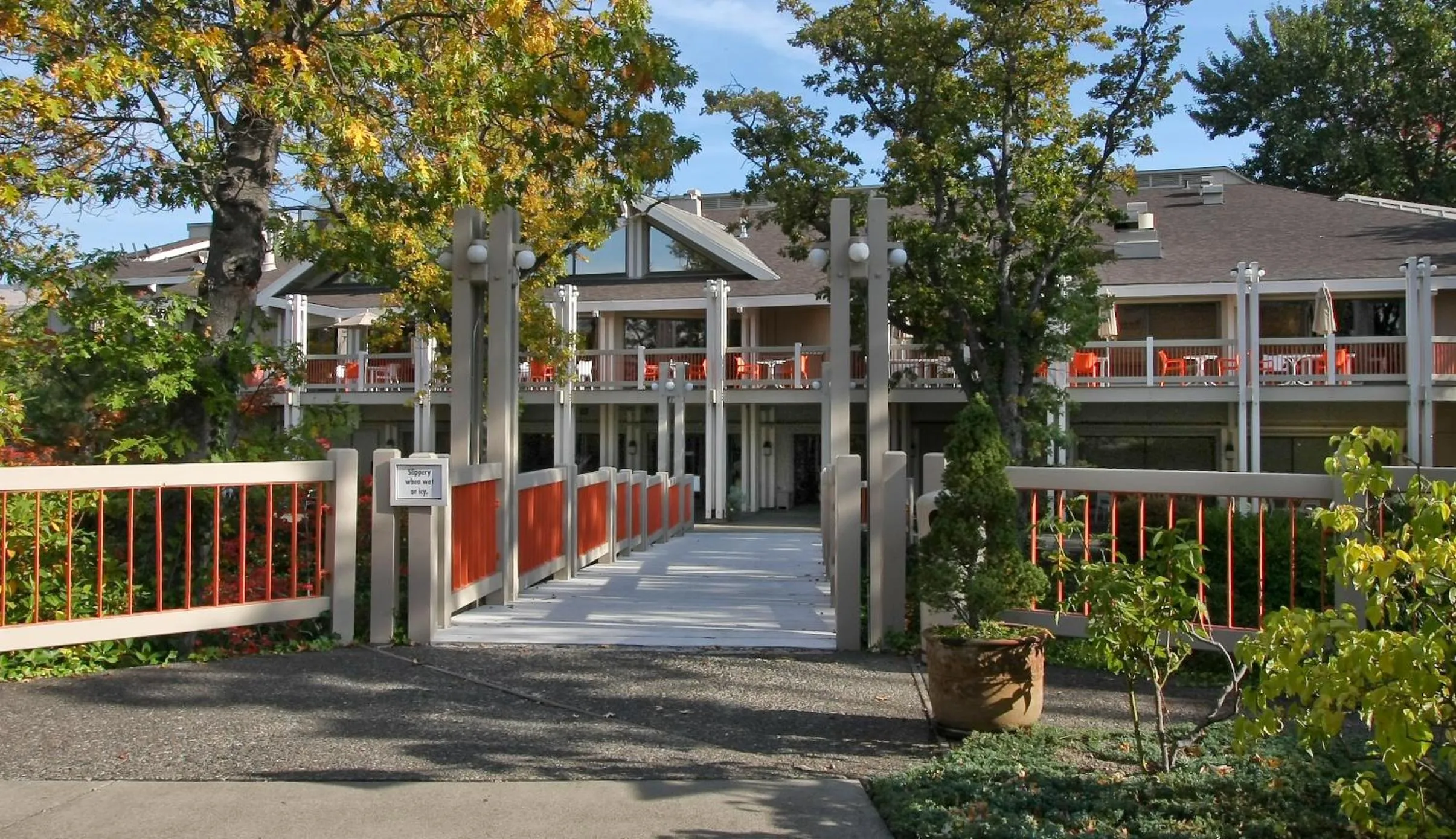 Property building in Ashland Hills Hotel & Suites