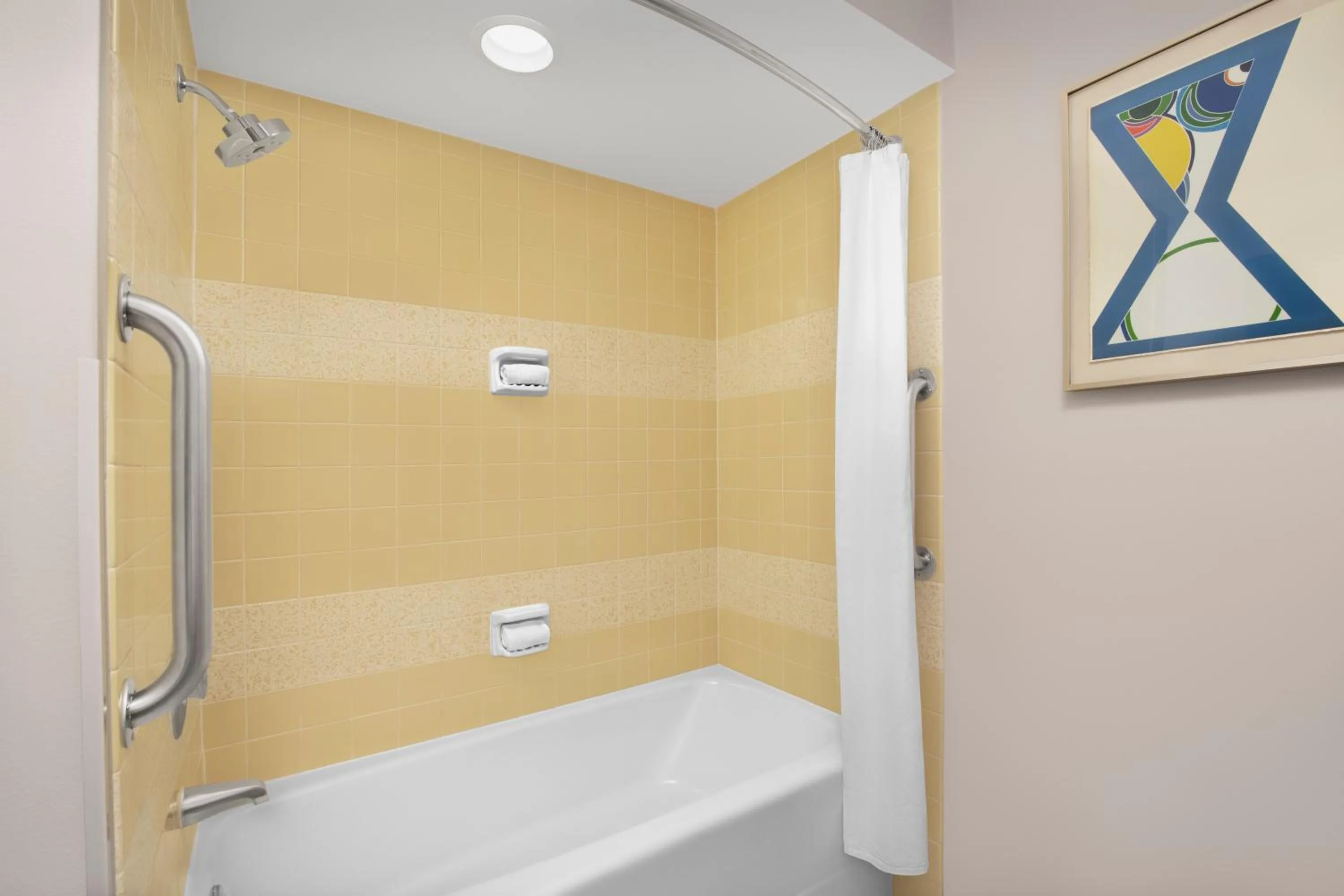 Bathroom in Ashland Hills Hotel & Suites