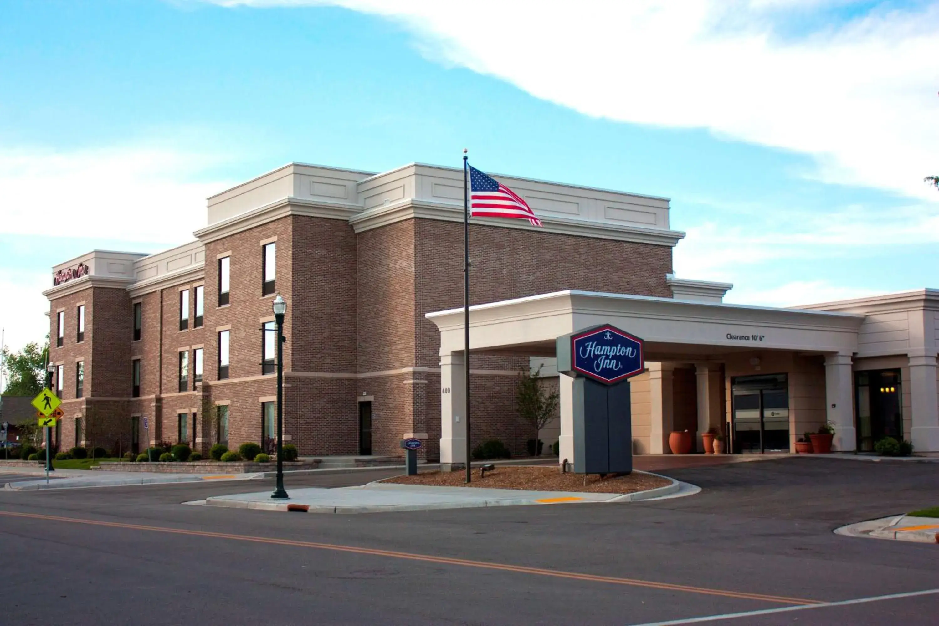 Property building in Hampton Inn - Burlington Property building in Hampton Inn - Burlington