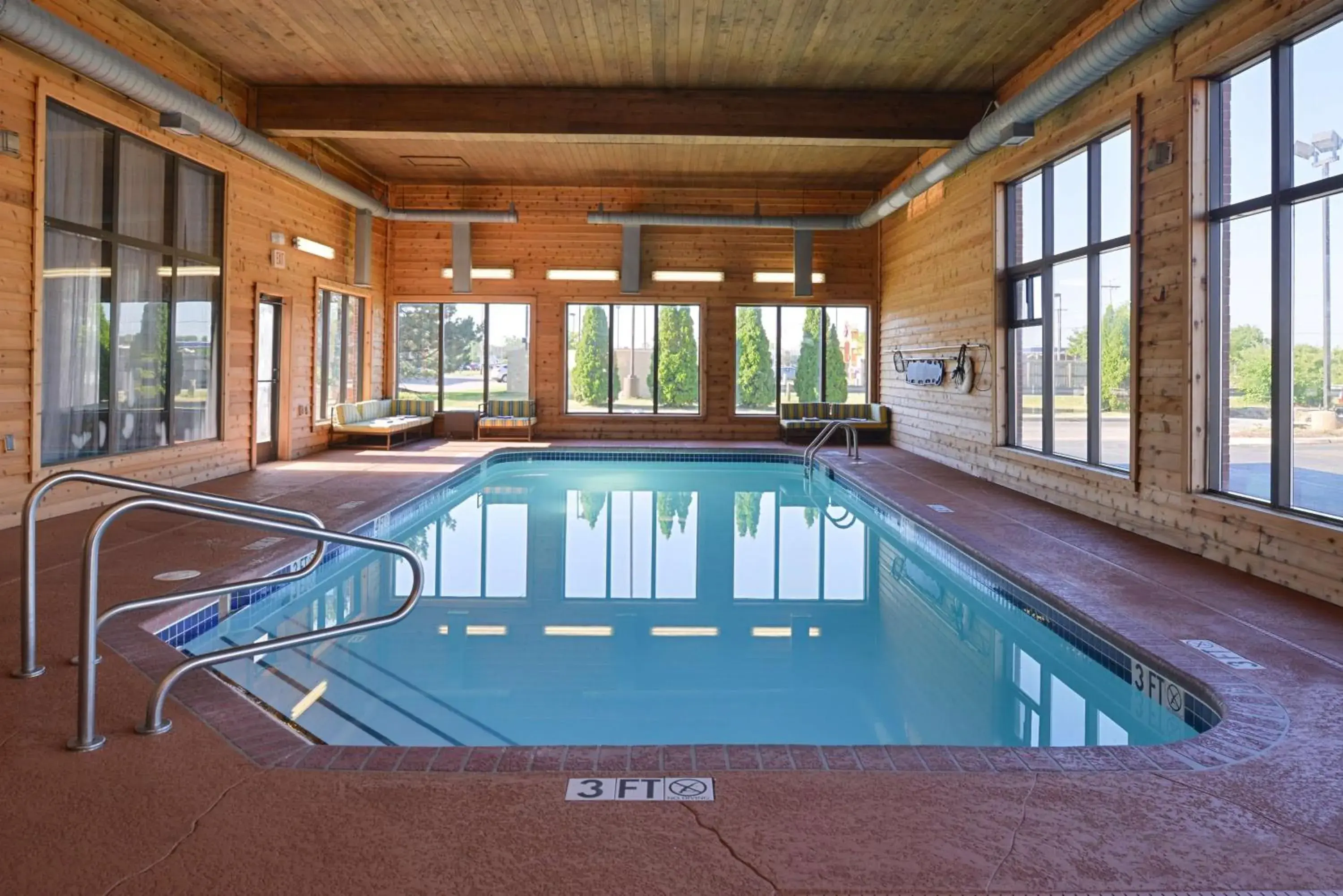 Pool view in Comfort Inn & Suites Toledo North Pool view in Comfort Inn & Suites Toledo North