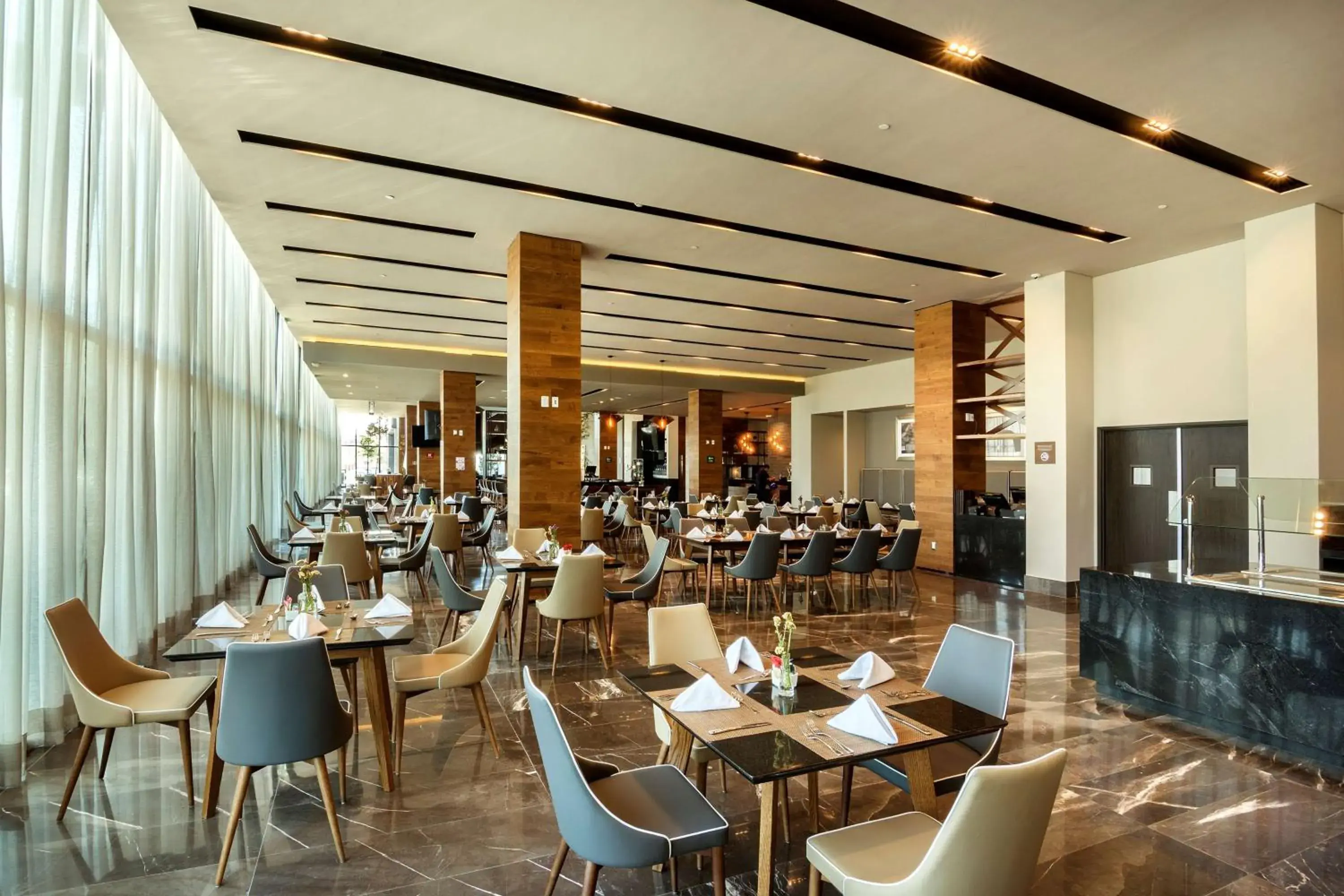 Restaurant/places to eat in Hilton Garden Inn Aguascalientes Restaurant/places to eat in Hilton Garden Inn Aguascalientes