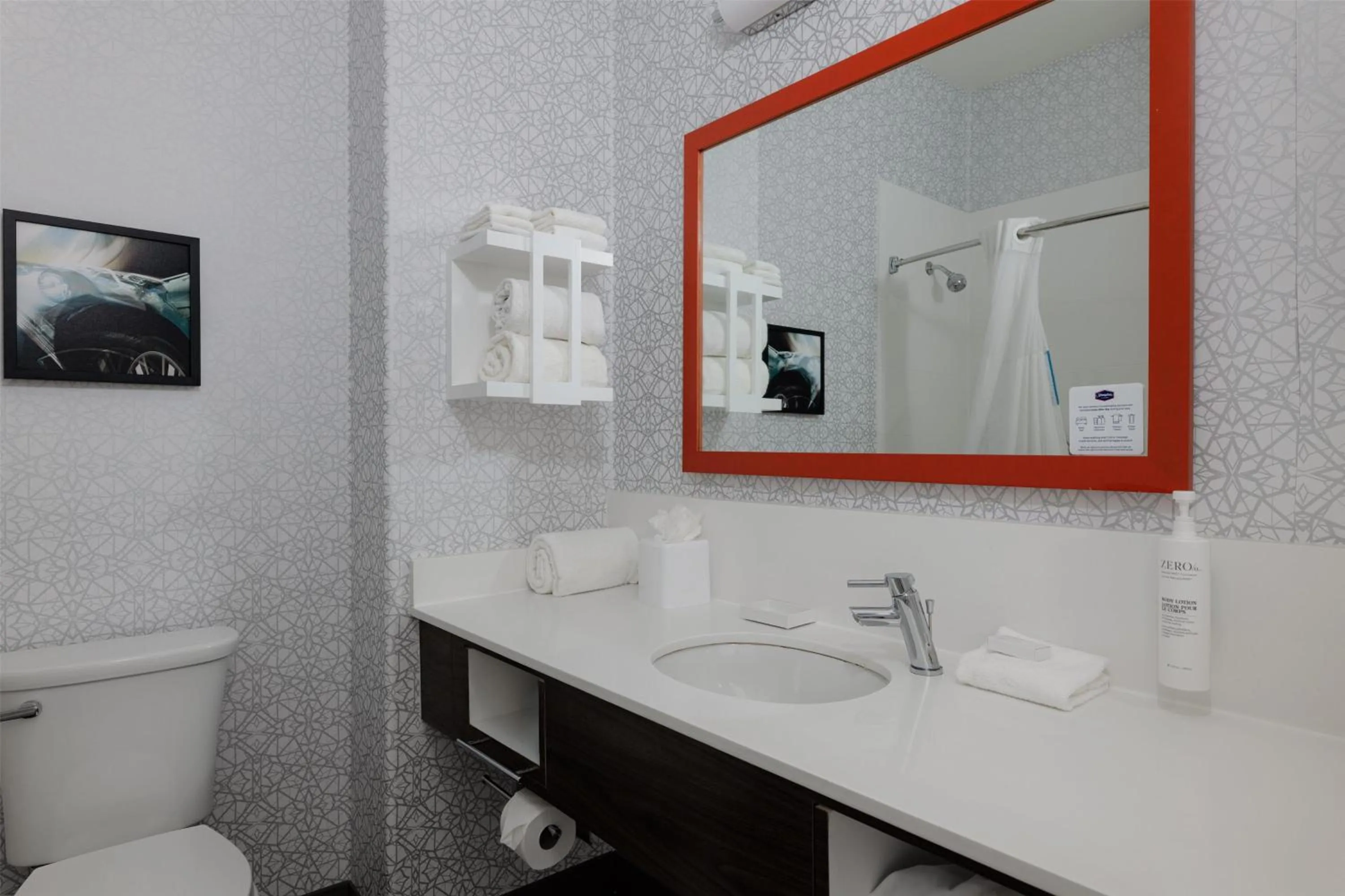 Bathroom in Hampton Inn & Suites Palmdale