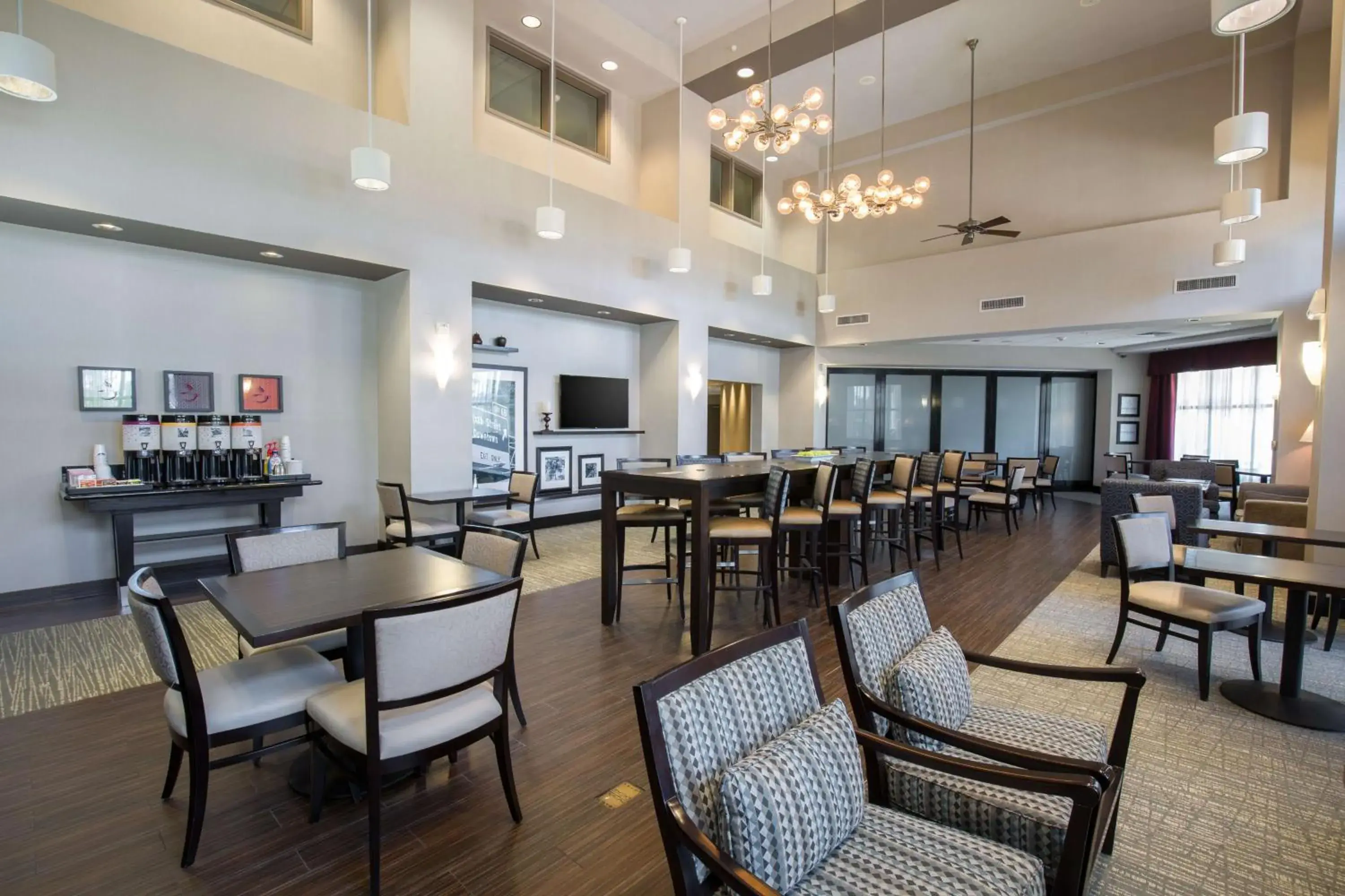 Lobby or reception in Hampton Inn & Suites San Diego-Poway Lobby or reception in Hampton Inn & Suites San Diego-Poway