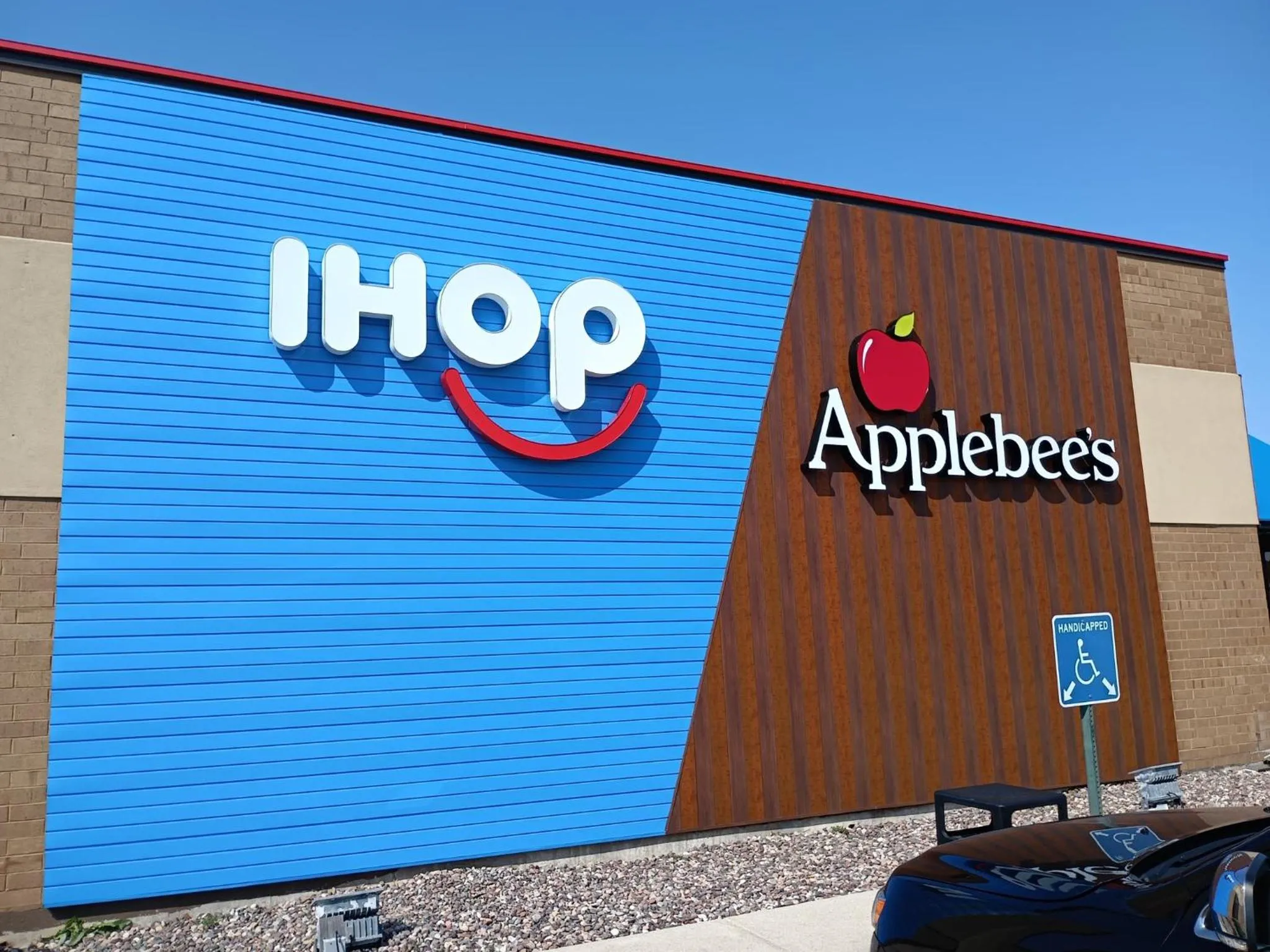 Restaurant/places to eat in Holiday Inn Brookfield - Milwaukee by IHG