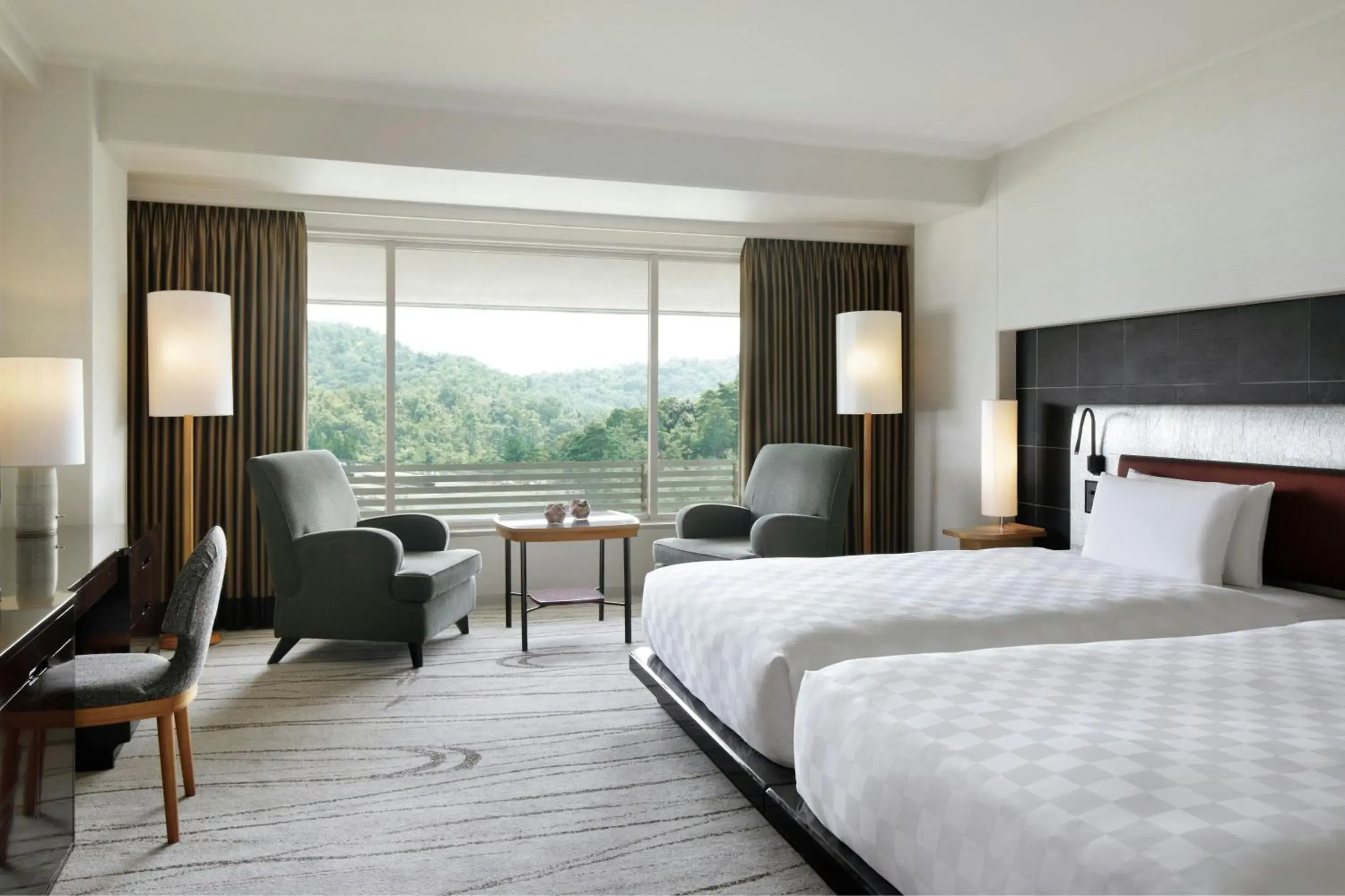 Photo of the whole room, Bed in The Prince Kyoto Takaragaike, Autograph Collection Photo of the whole room, Bed in The Prince Kyoto Takaragaike, Autograph Collection