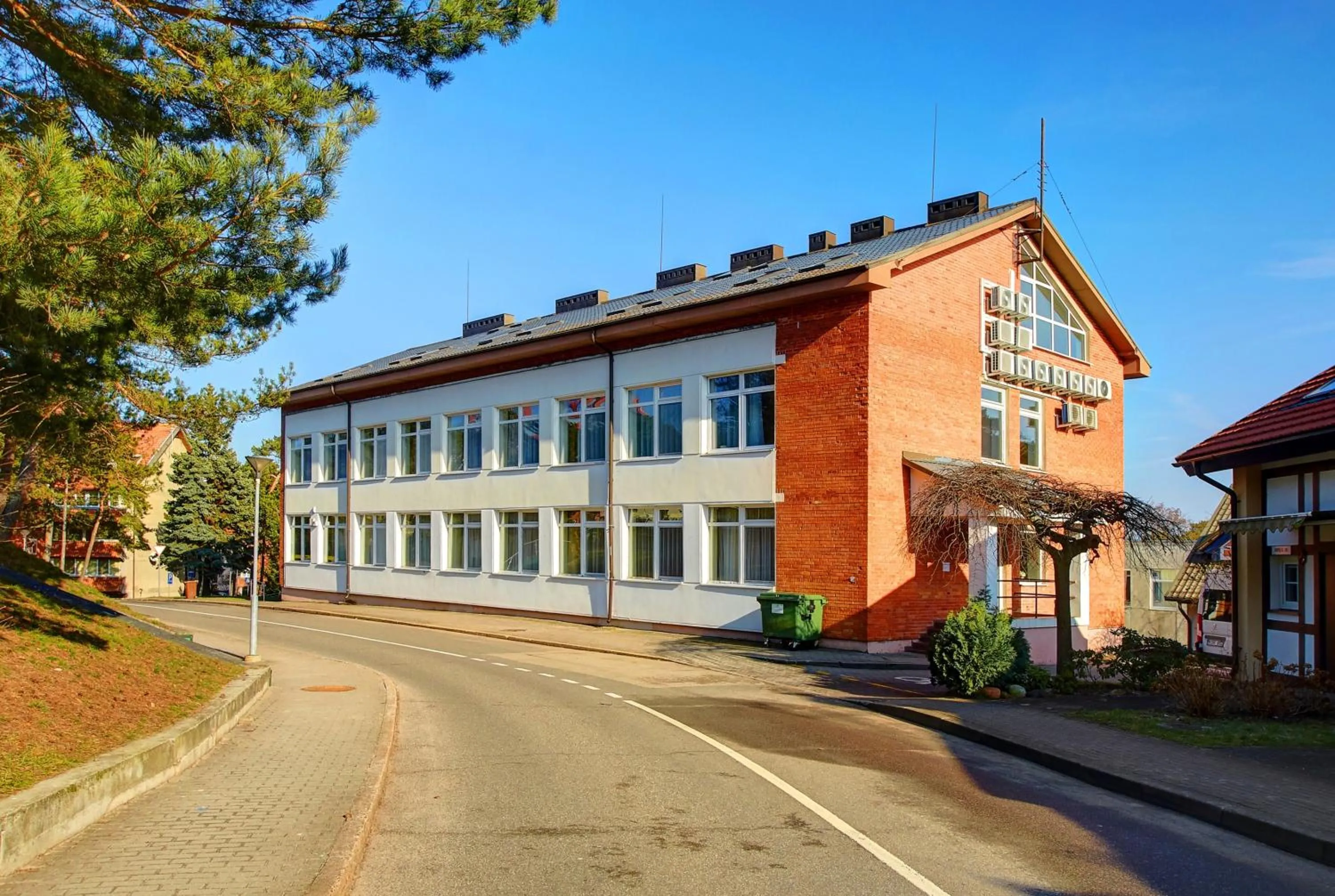Facade/entrance in Palves studija Nida