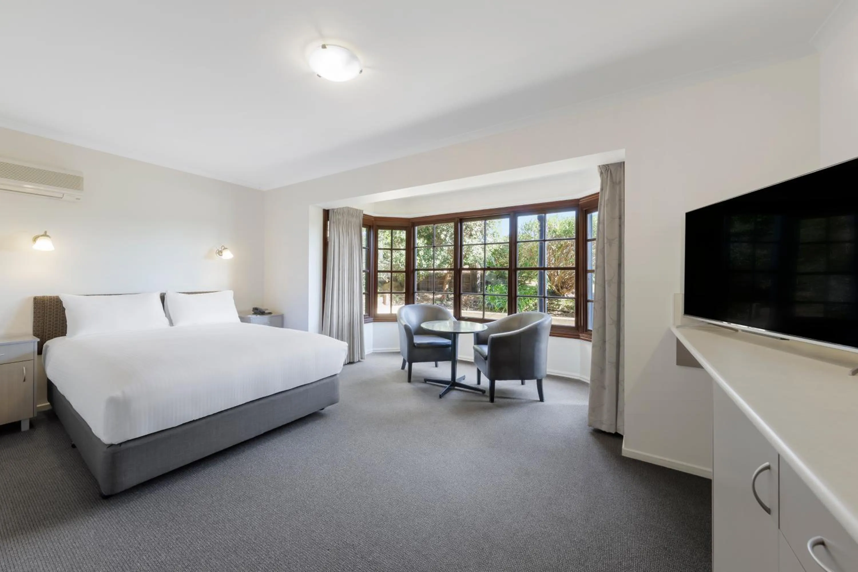 Bedroom, Bed in Best Western Olde Maritime Motor Inn