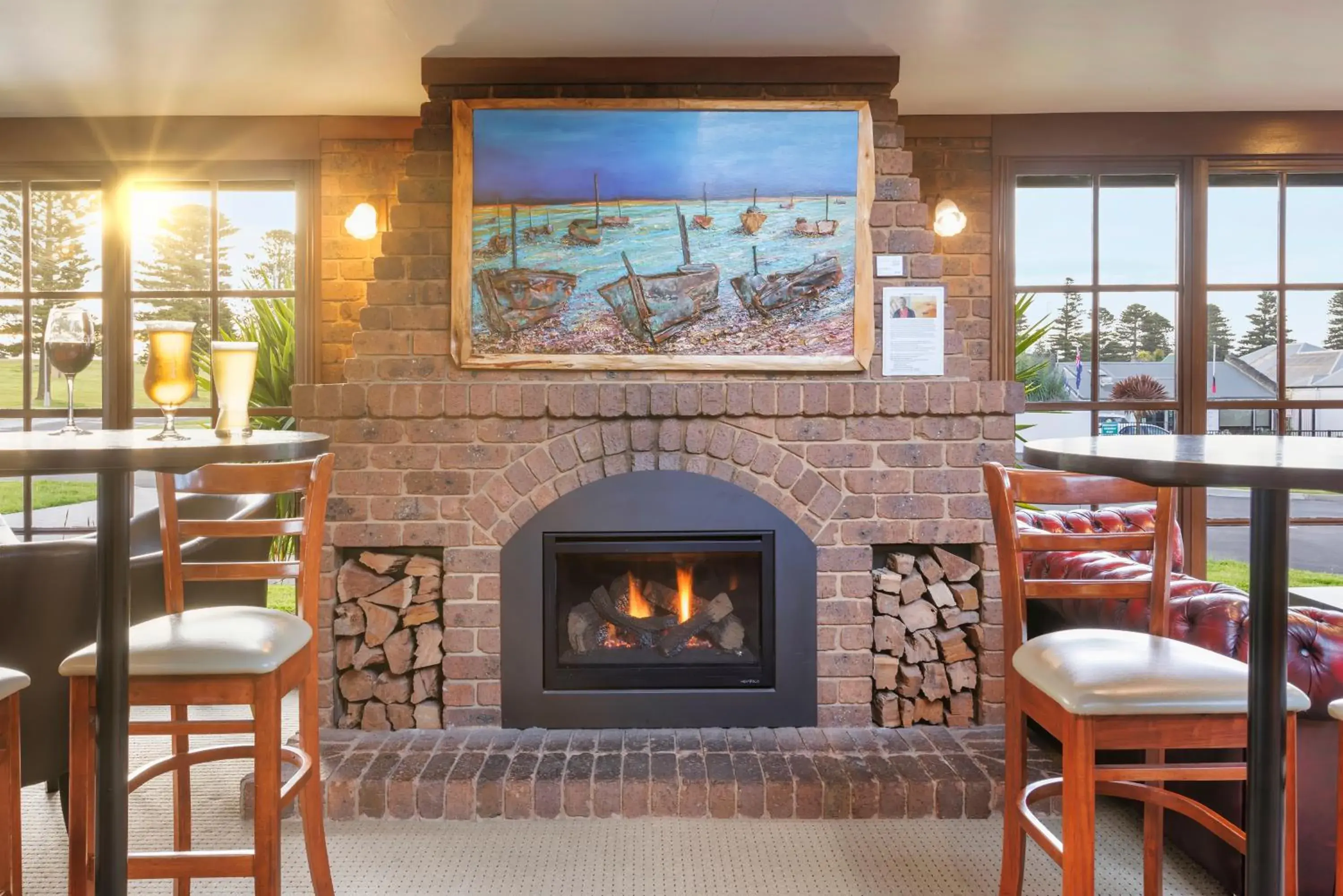 Lounge or bar in Best Western Olde Maritime Motor Inn Lounge or bar in Best Western Olde Maritime Motor Inn